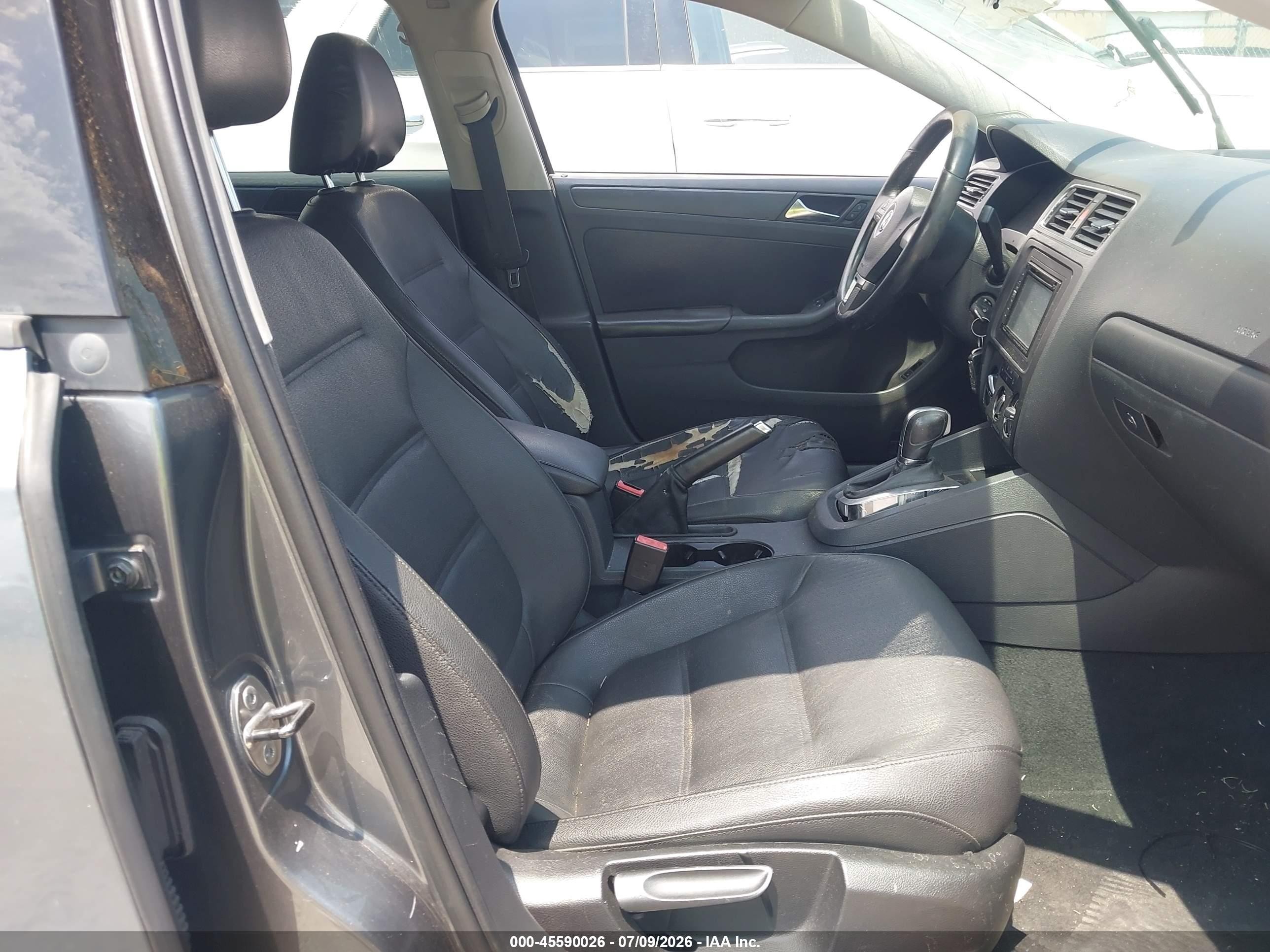 2011 Volkswagen Jetta 2.5l Se Gray vin: 3VWDX7AJ6BM330056