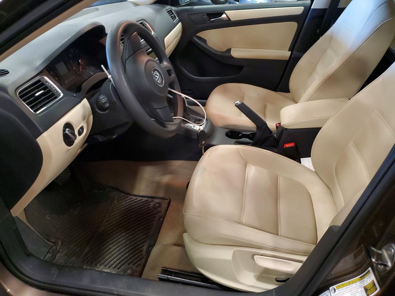2011 Volkswagen Jetta Se Brown vin: 3VWDX7AJ6BM384778