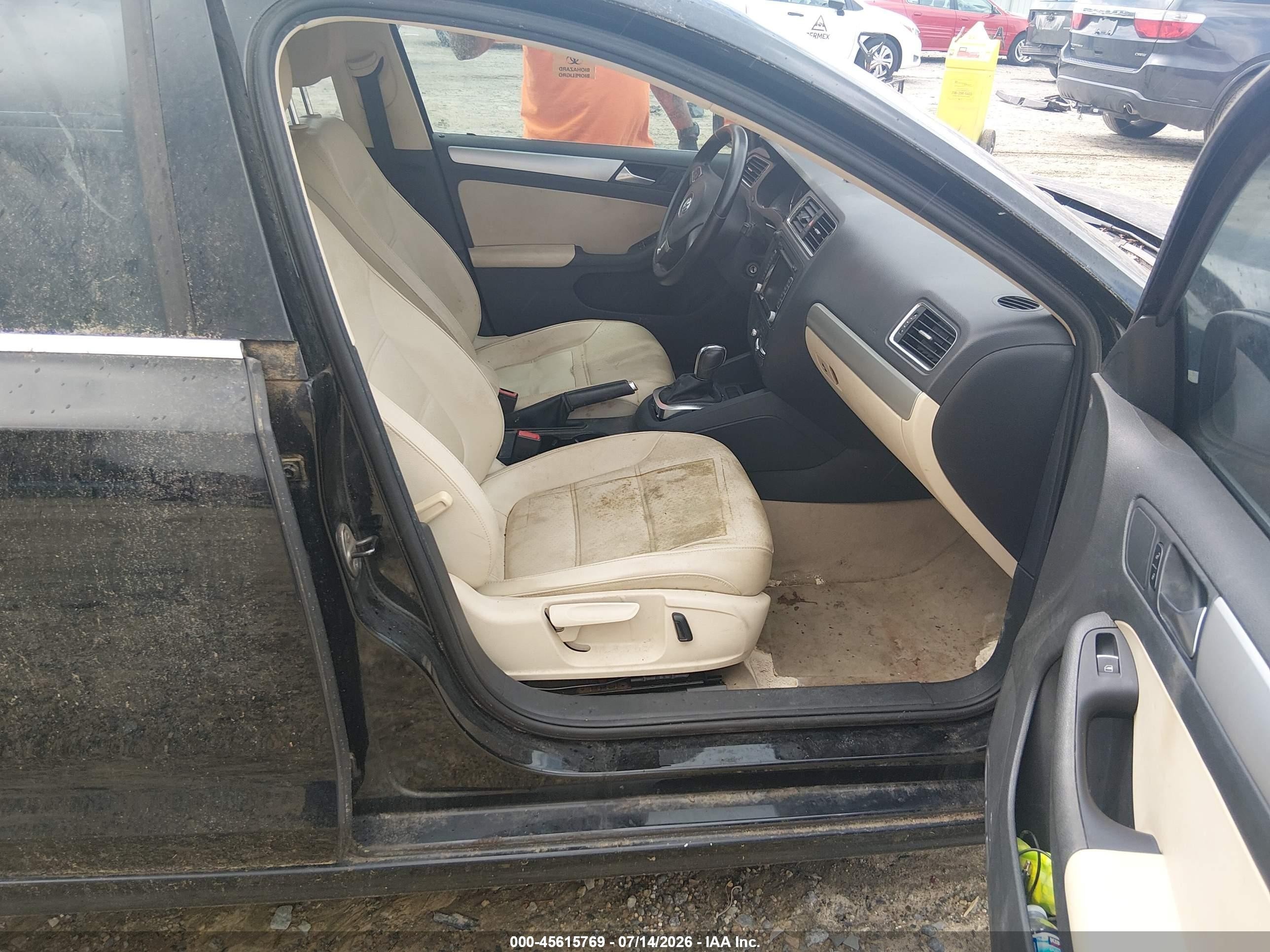 2013 Volkswagen Jetta 2.5l Se Black vin: 3VWDX7AJ6DM267740