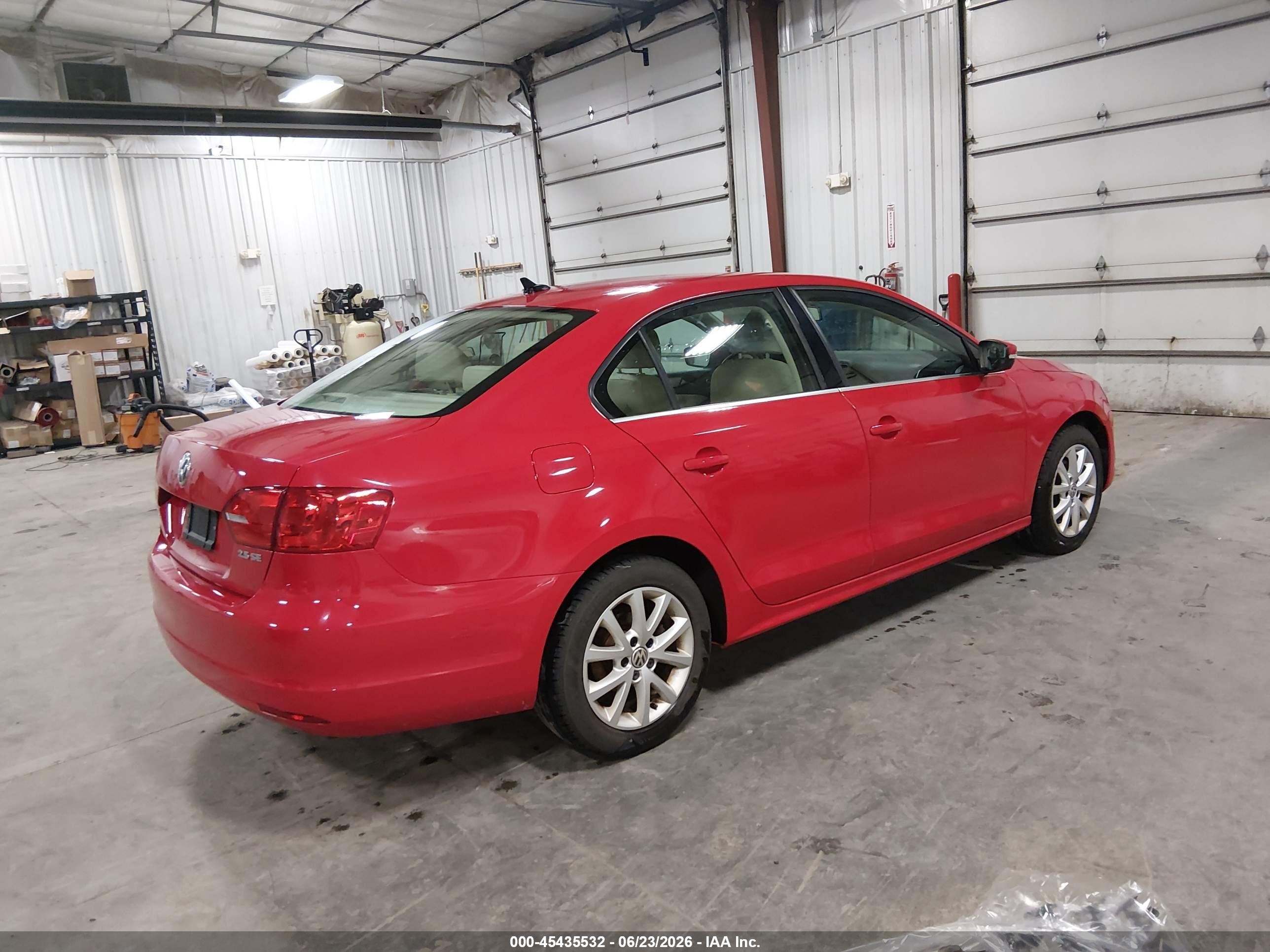 2013 Volkswagen Jetta 2.5l Se Red vin: 3VWDX7AJ6DM368406