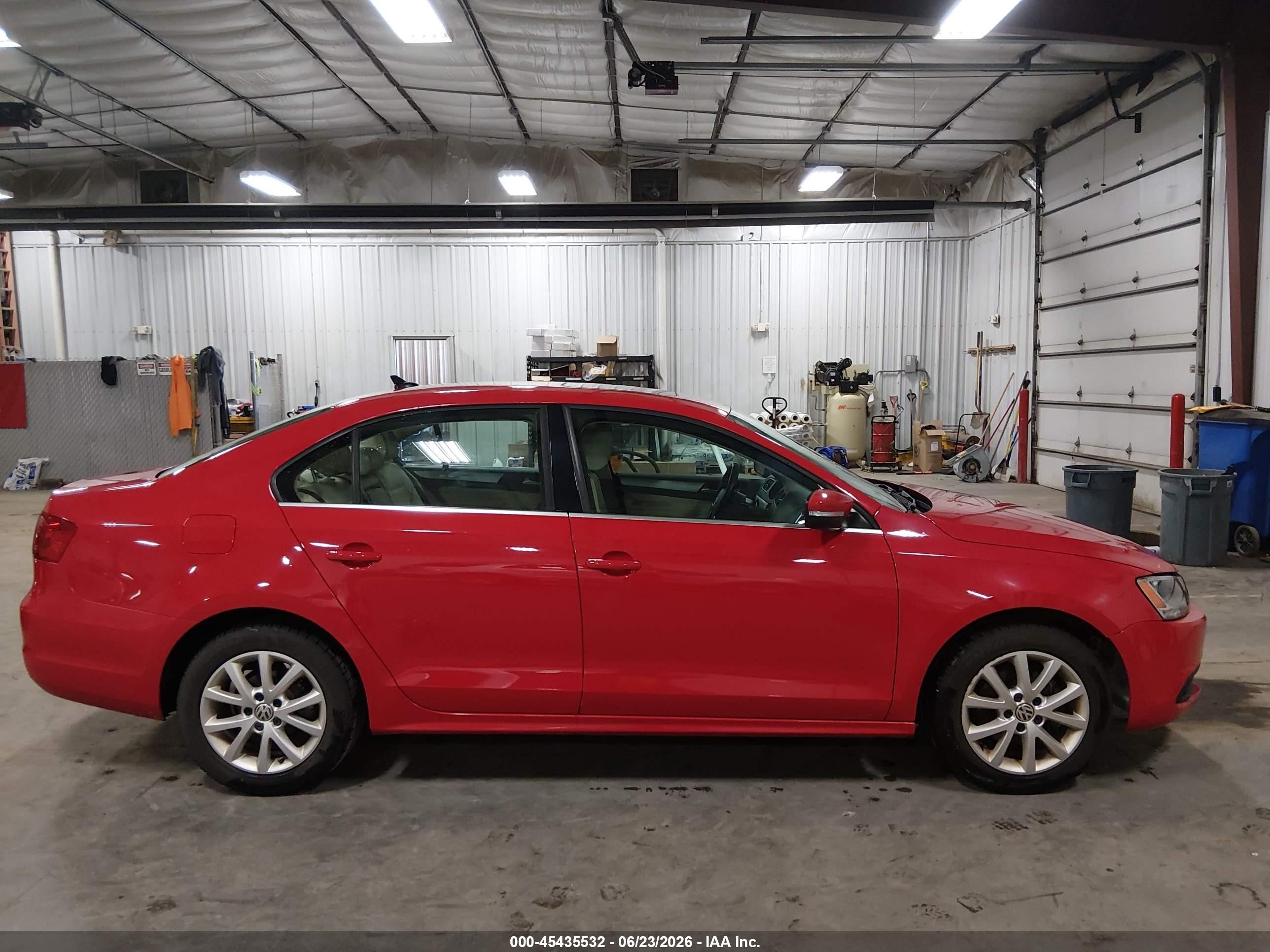 2013 Volkswagen Jetta 2.5l Se Red vin: 3VWDX7AJ6DM368406