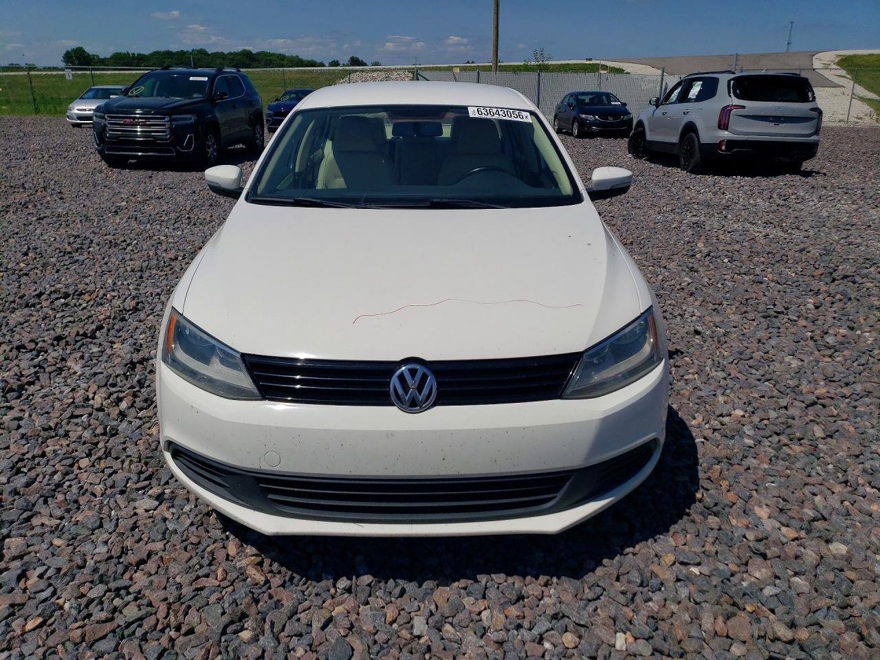 2011 Volkswagen Jetta Se White vin: 3VWDX7AJ7BM397281