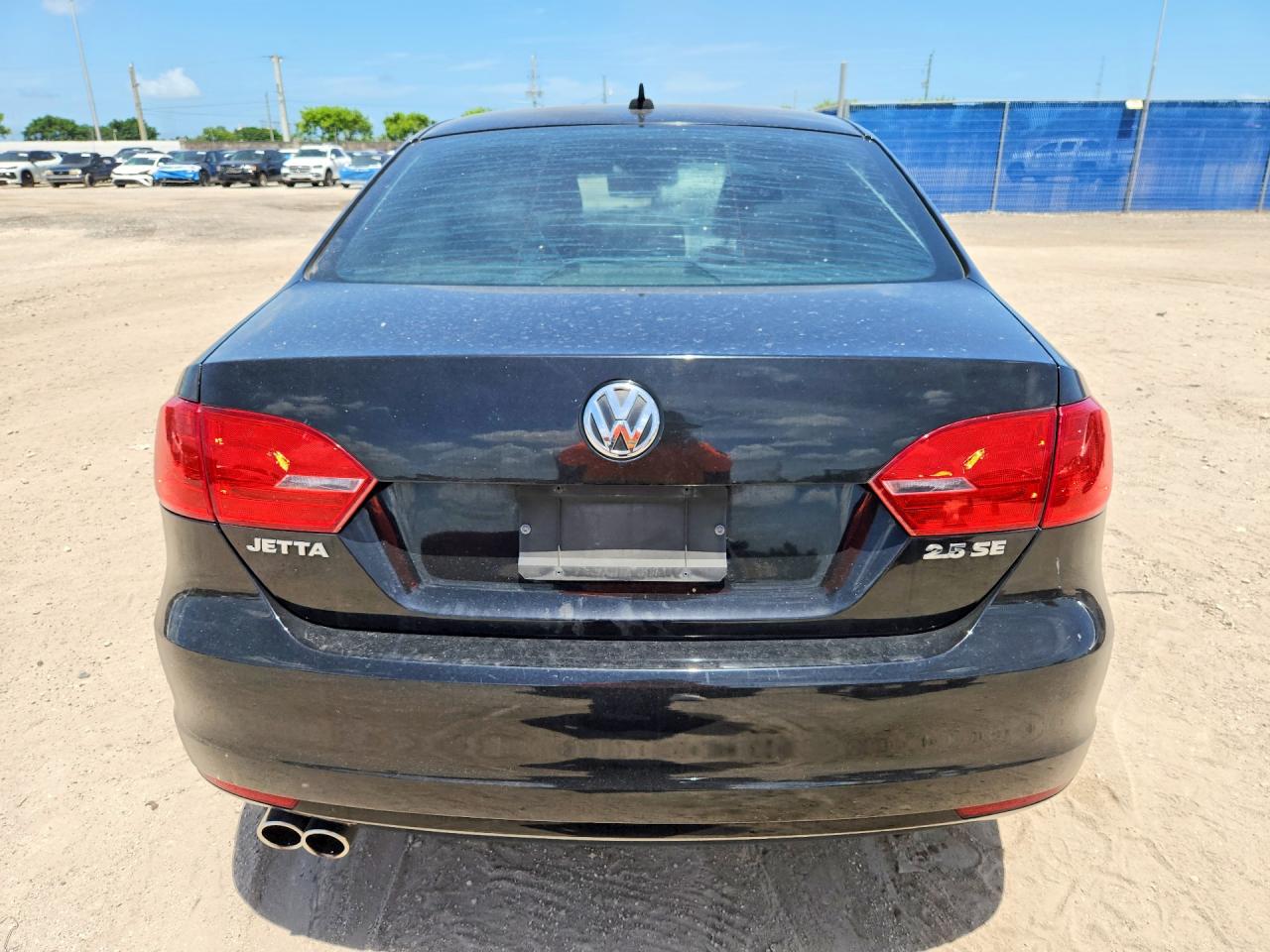 2013 Volkswagen Jetta Se Black vin: 3VWDX7AJ7DM260330