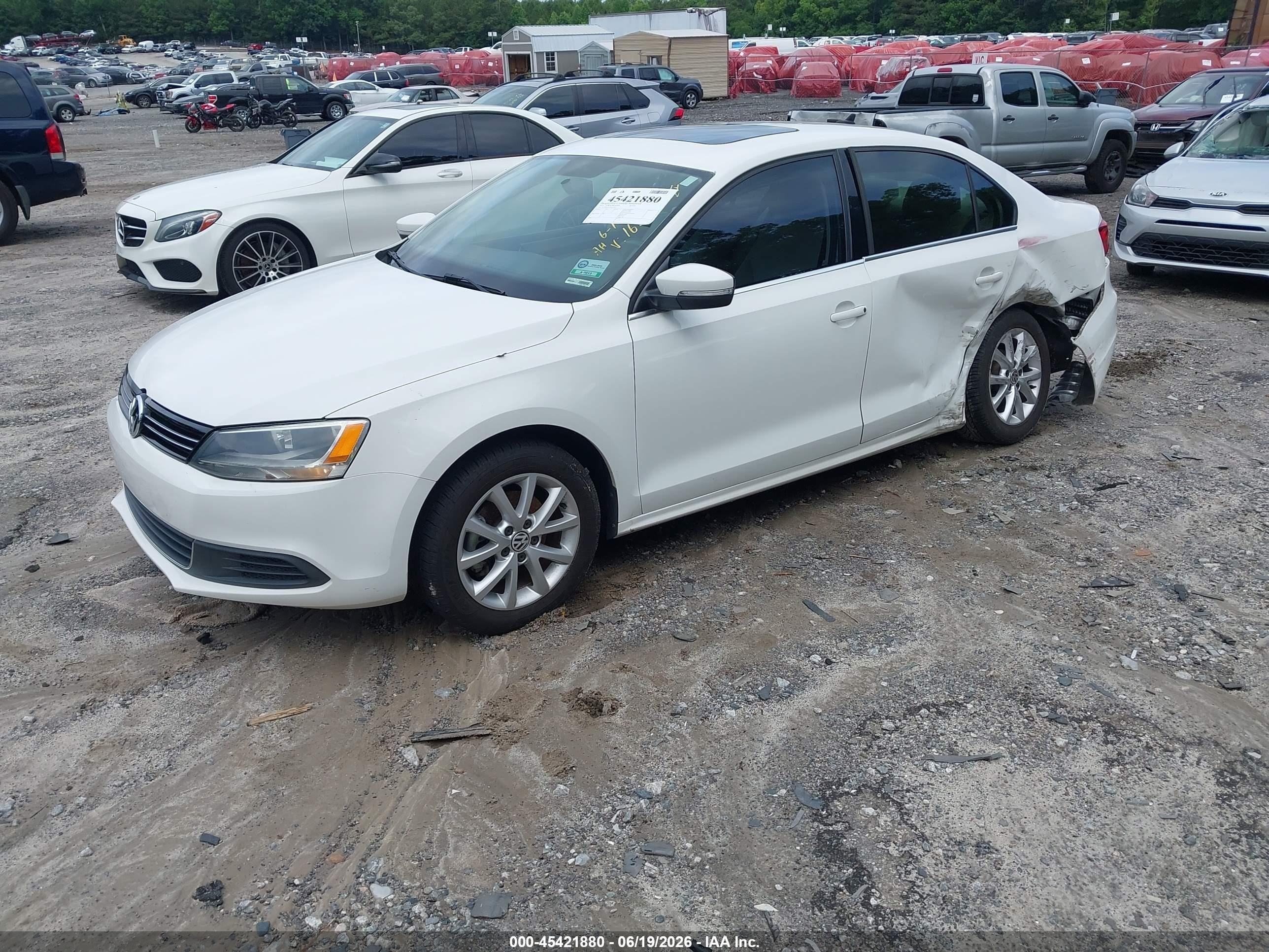 2013 Volkswagen Jetta 2.5l Se White vin: 3VWDX7AJ7DM421677