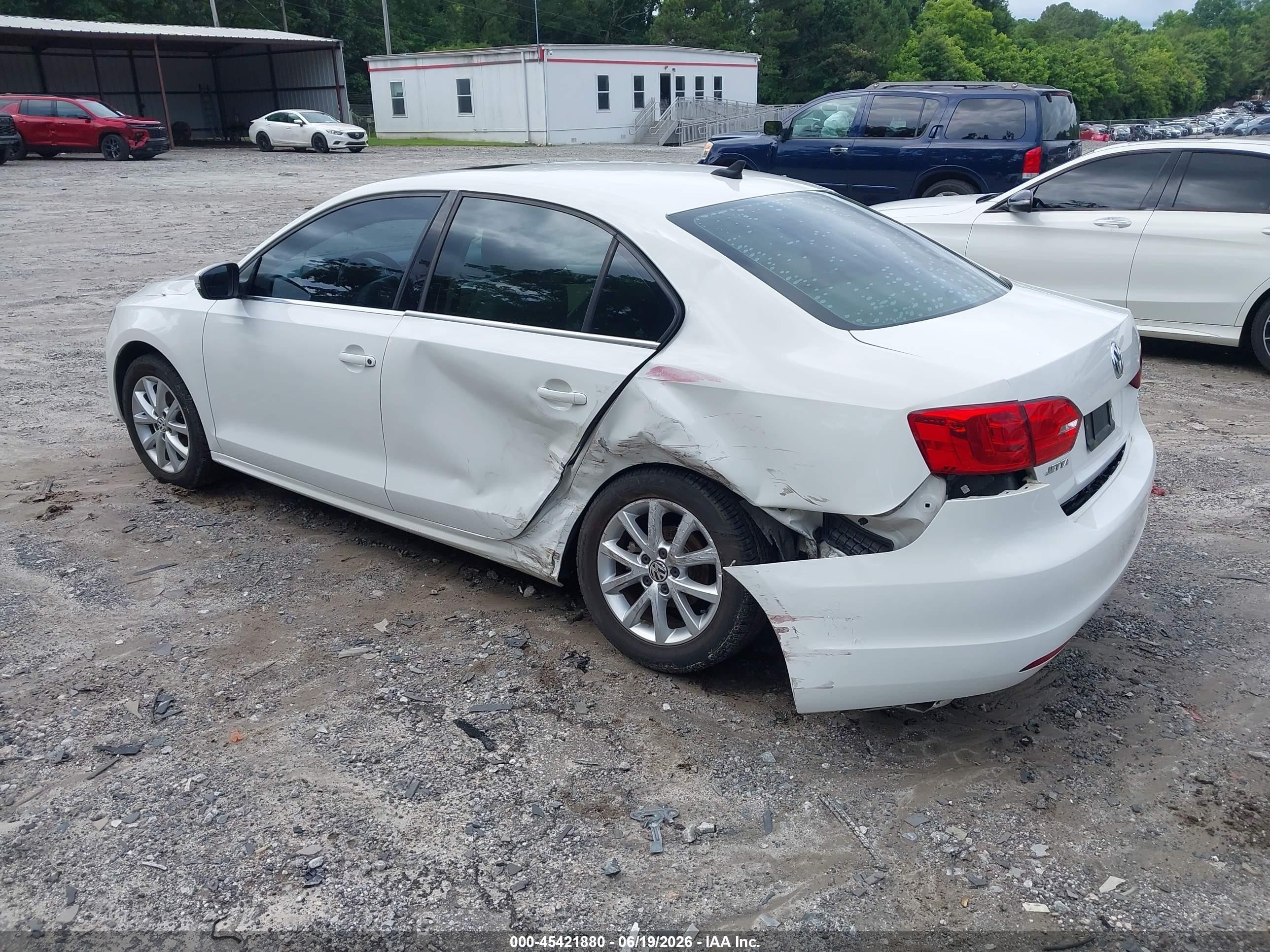 2013 Volkswagen Jetta 2.5l Se White vin: 3VWDX7AJ7DM421677