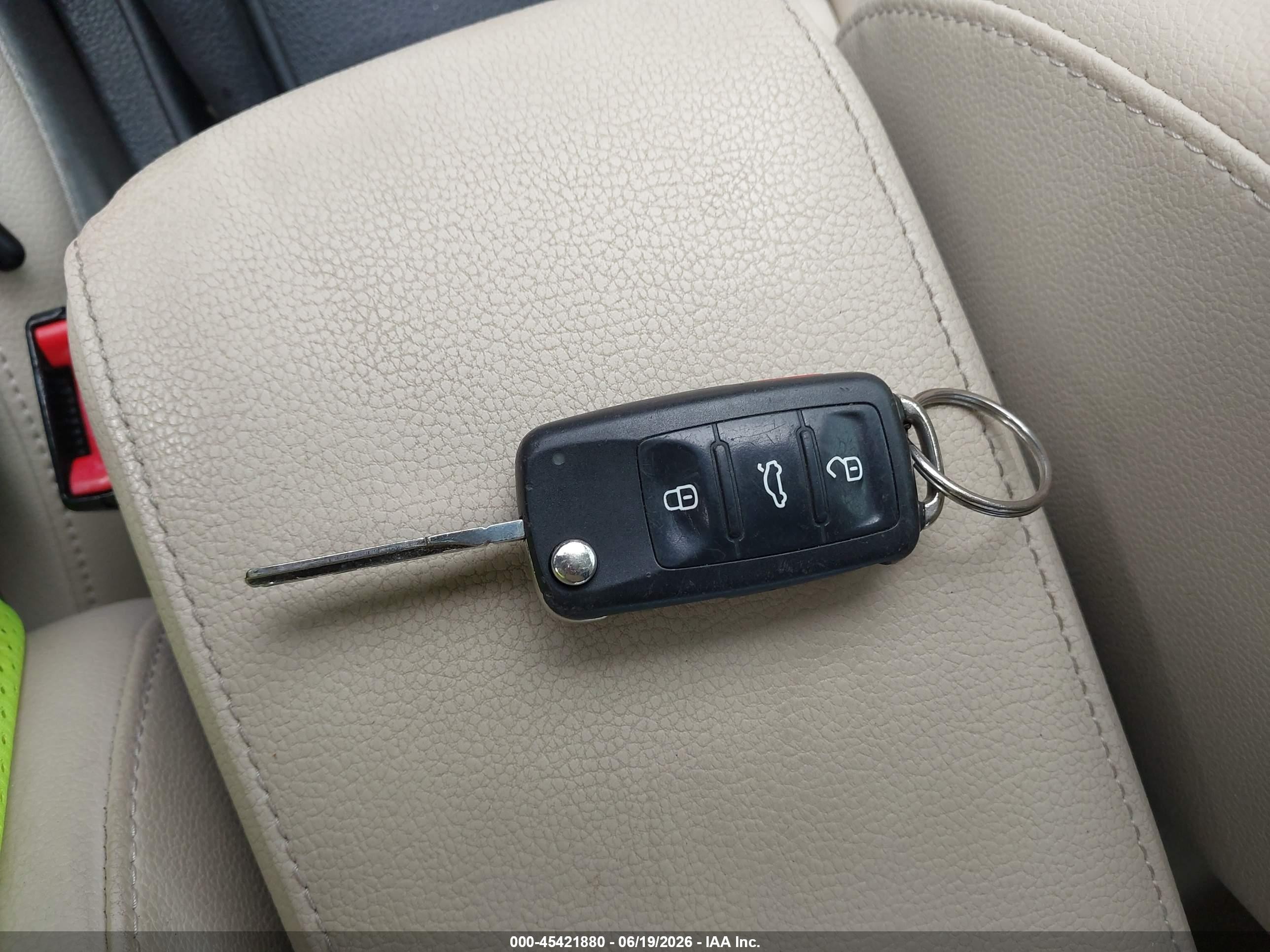 2013 Volkswagen Jetta 2.5l Se White vin: 3VWDX7AJ7DM421677