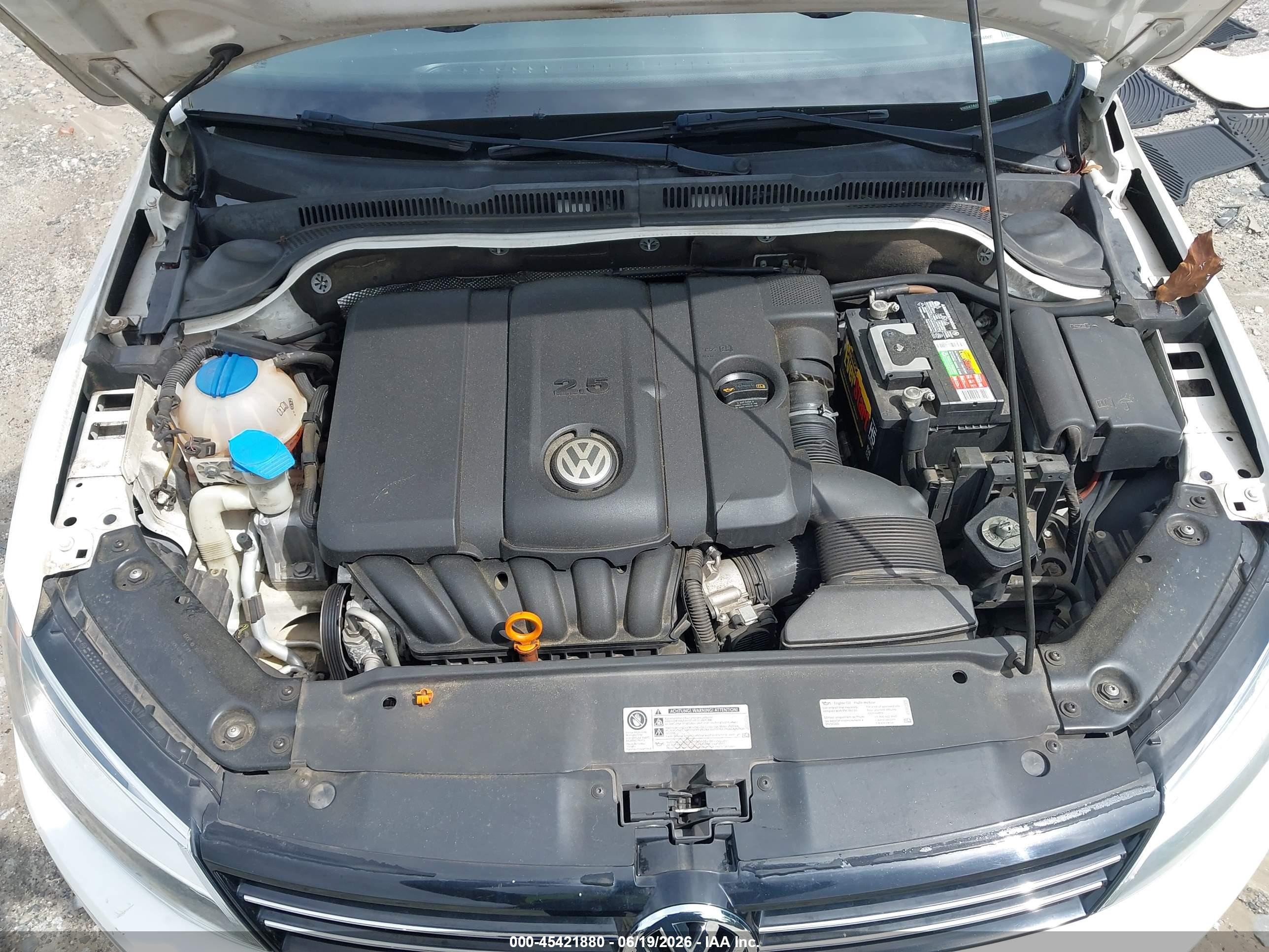 2013 Volkswagen Jetta 2.5l Se White vin: 3VWDX7AJ7DM421677