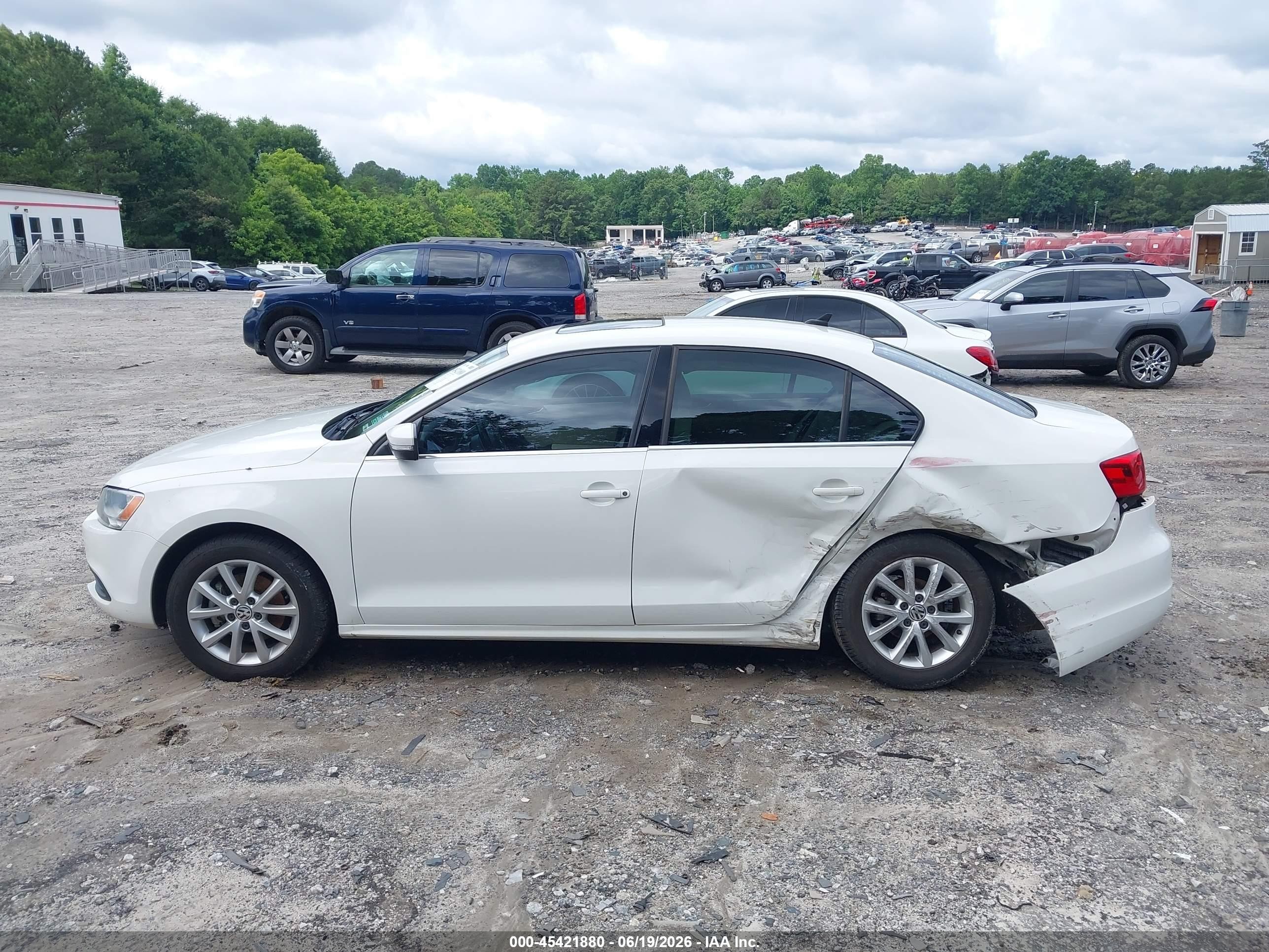 2013 Volkswagen Jetta 2.5l Se White vin: 3VWDX7AJ7DM421677