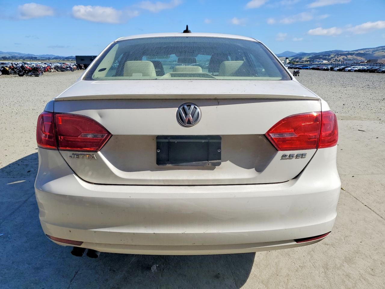 2013 Volkswagen Jetta Se White vin: 3VWDX7AJ7DM422747