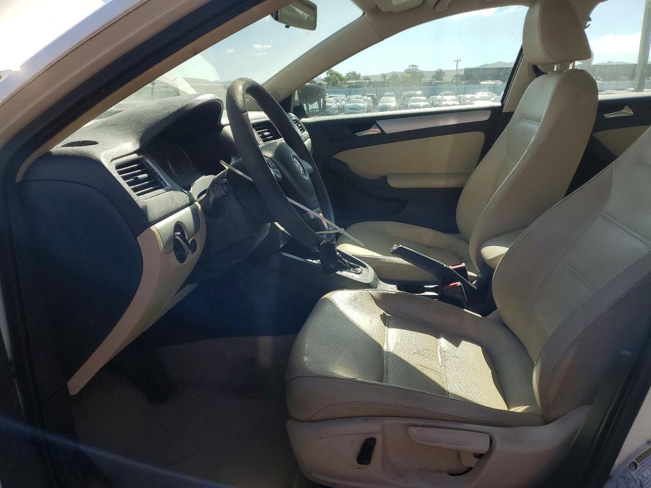 2013 Volkswagen Jetta Se White vin: 3VWDX7AJ7DM422747