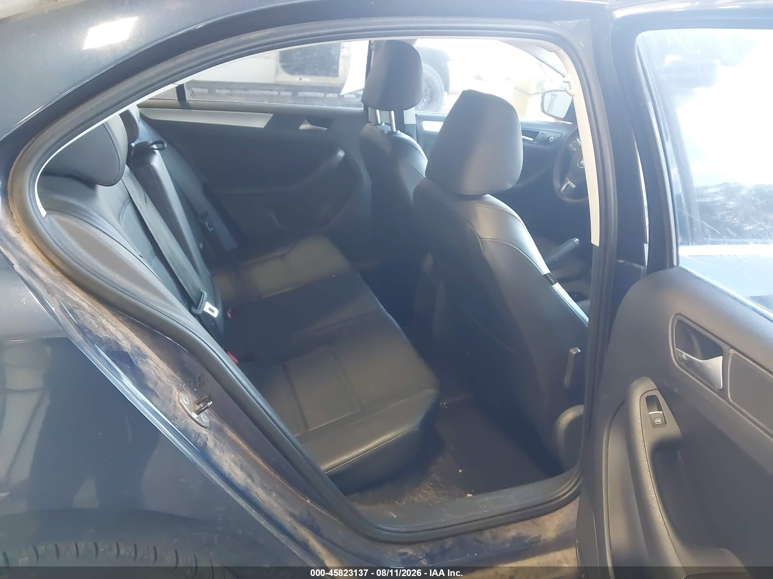 2013 Volkswagen Jetta 2.5l Se Blue vin: 3VWDX7AJ7DM426037