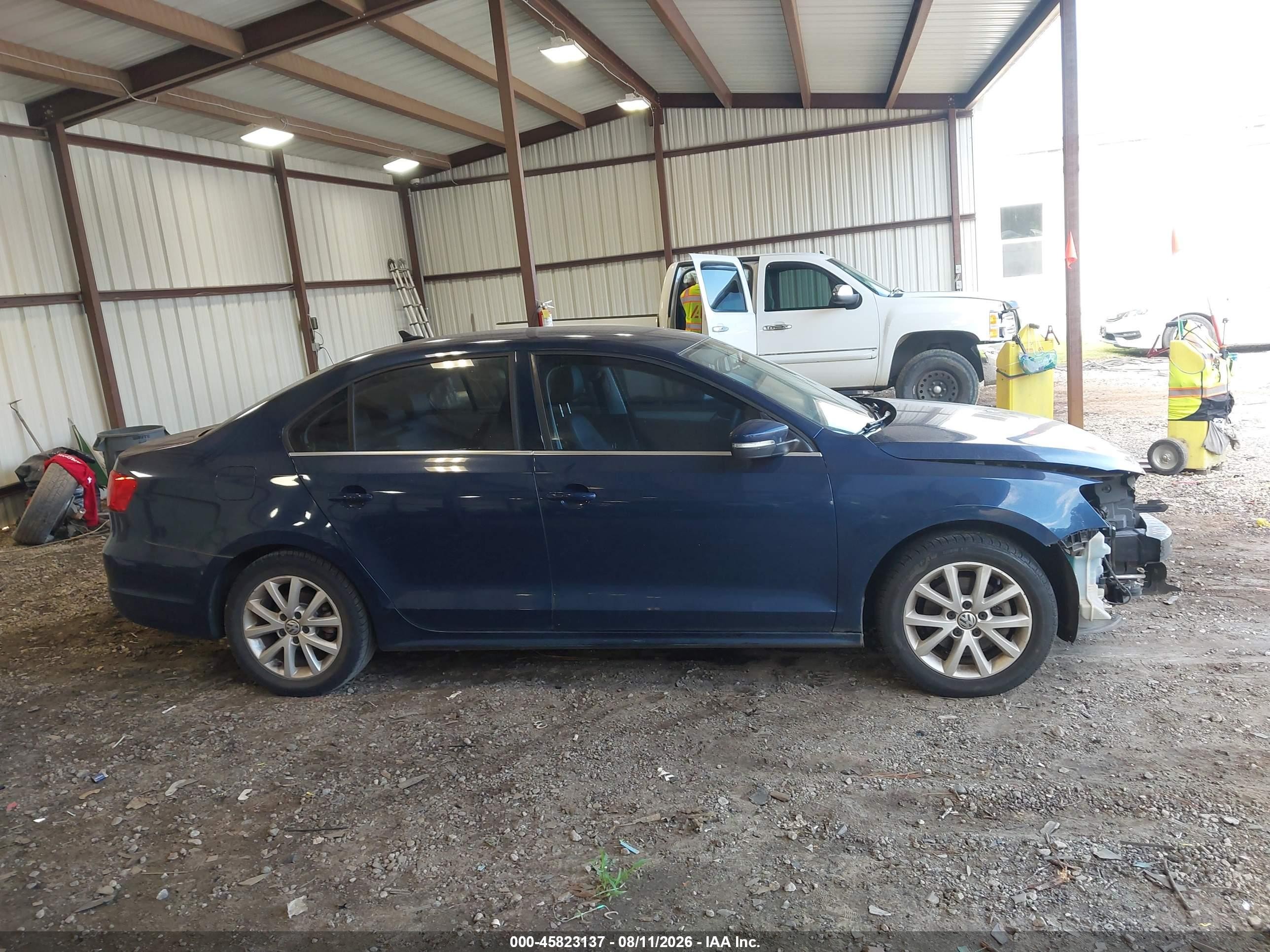 2013 Volkswagen Jetta 2.5l Se Blue vin: 3VWDX7AJ7DM426037
