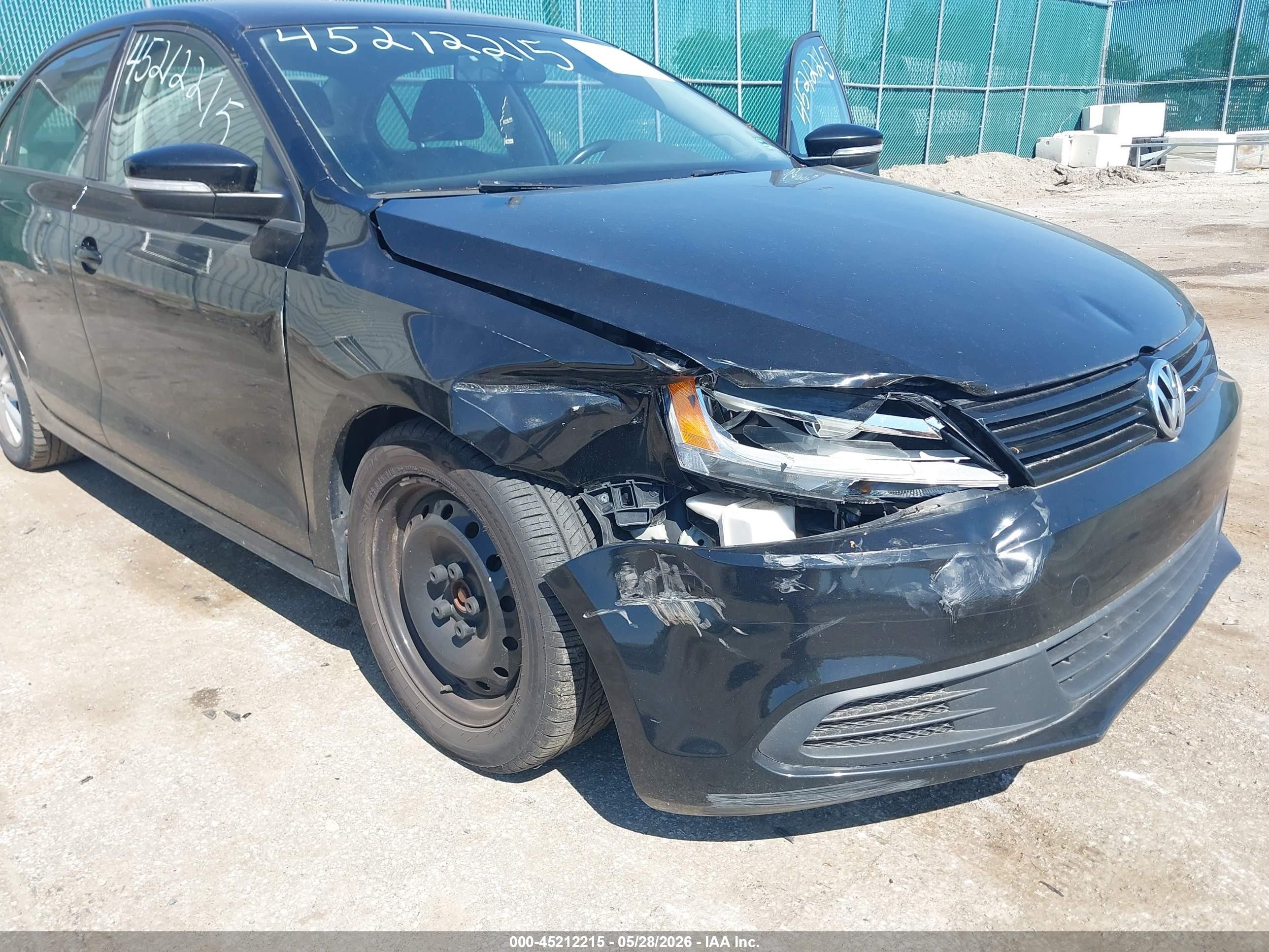 2011 Volkswagen Jetta 2.5l Se Black vin: 3VWDX7AJ8BM027957