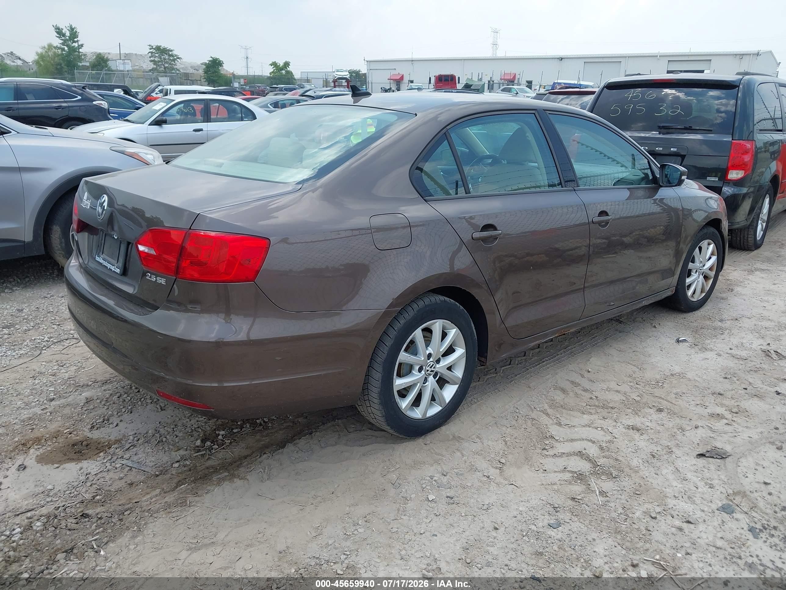 2011 Volkswagen Jetta 2.5l Se Коричневый vin: 3VWDX7AJ8BM325067