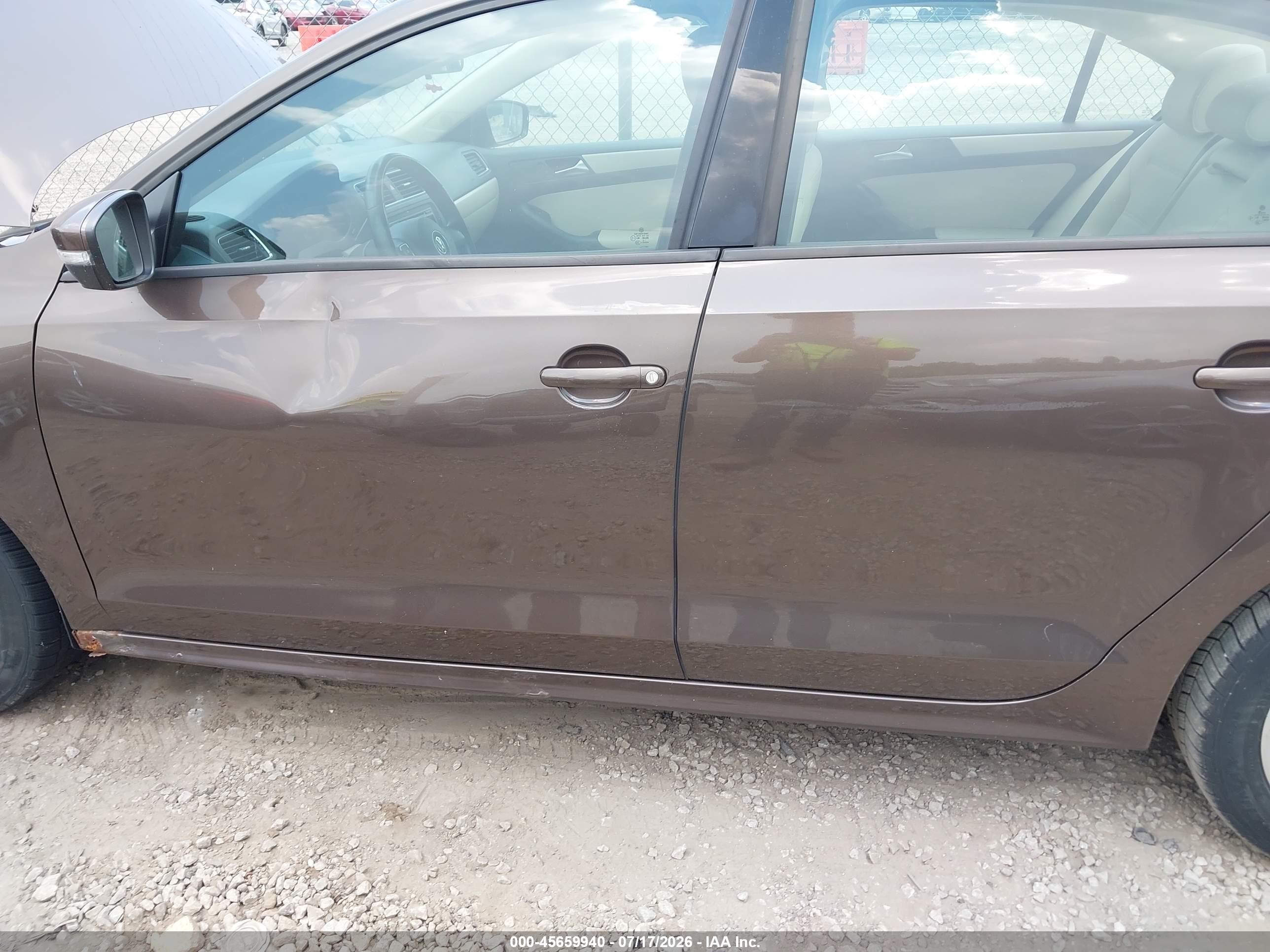 2011 Volkswagen Jetta 2.5l Se Коричневый vin: 3VWDX7AJ8BM325067