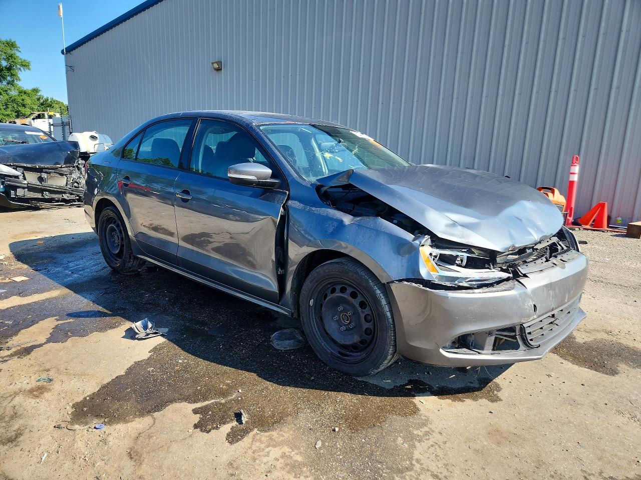 2011 Volkswagen Jetta Se Gray vin: 3VWDX7AJ8BM327191