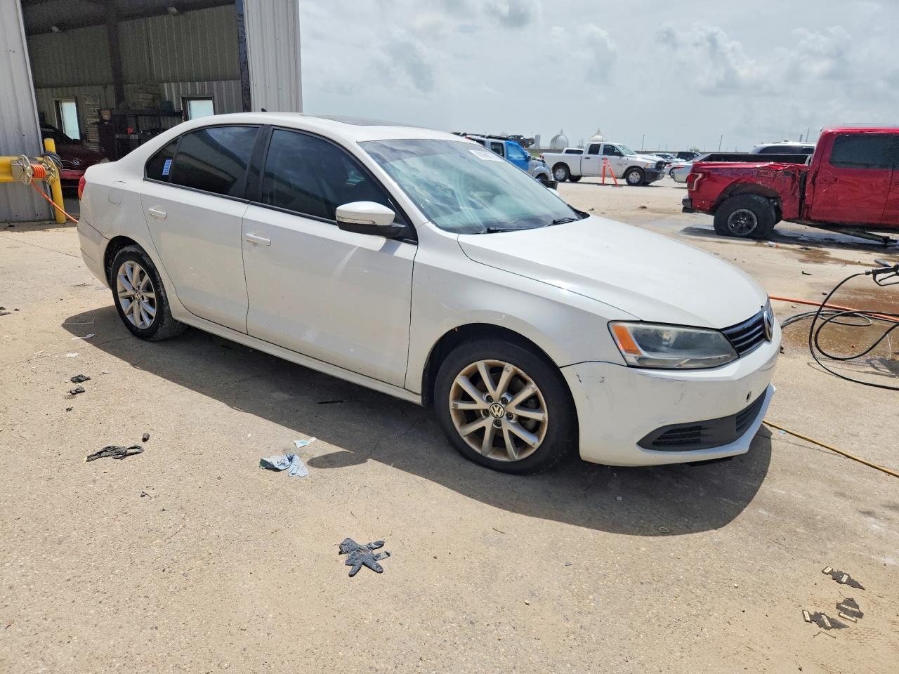 2011 Volkswagen Jetta Se White vin: 3VWDX7AJ8BM367240