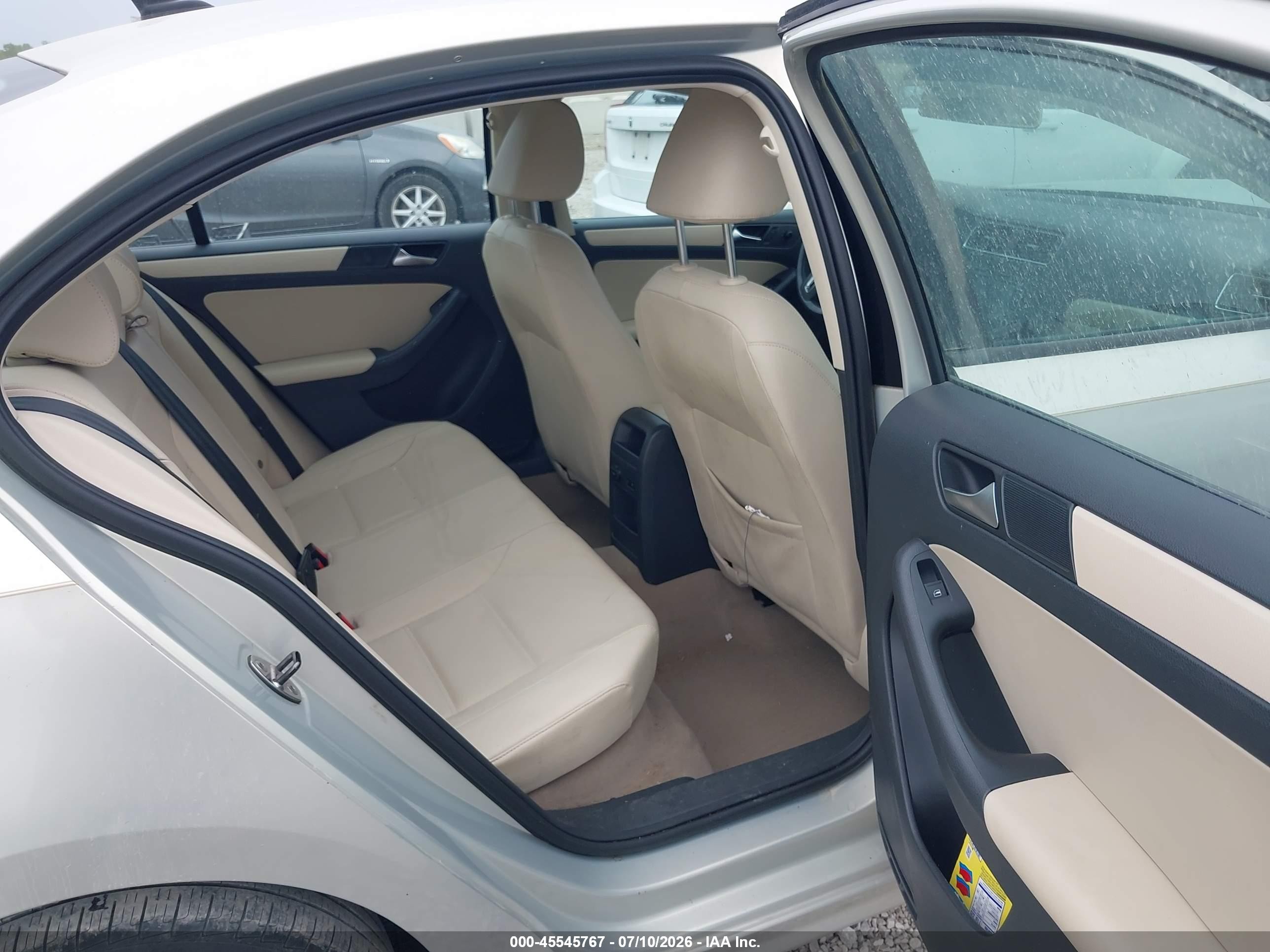 2011 Volkswagen Jetta 2.5l Se Gold vin: 3VWDX7AJ8BM385253