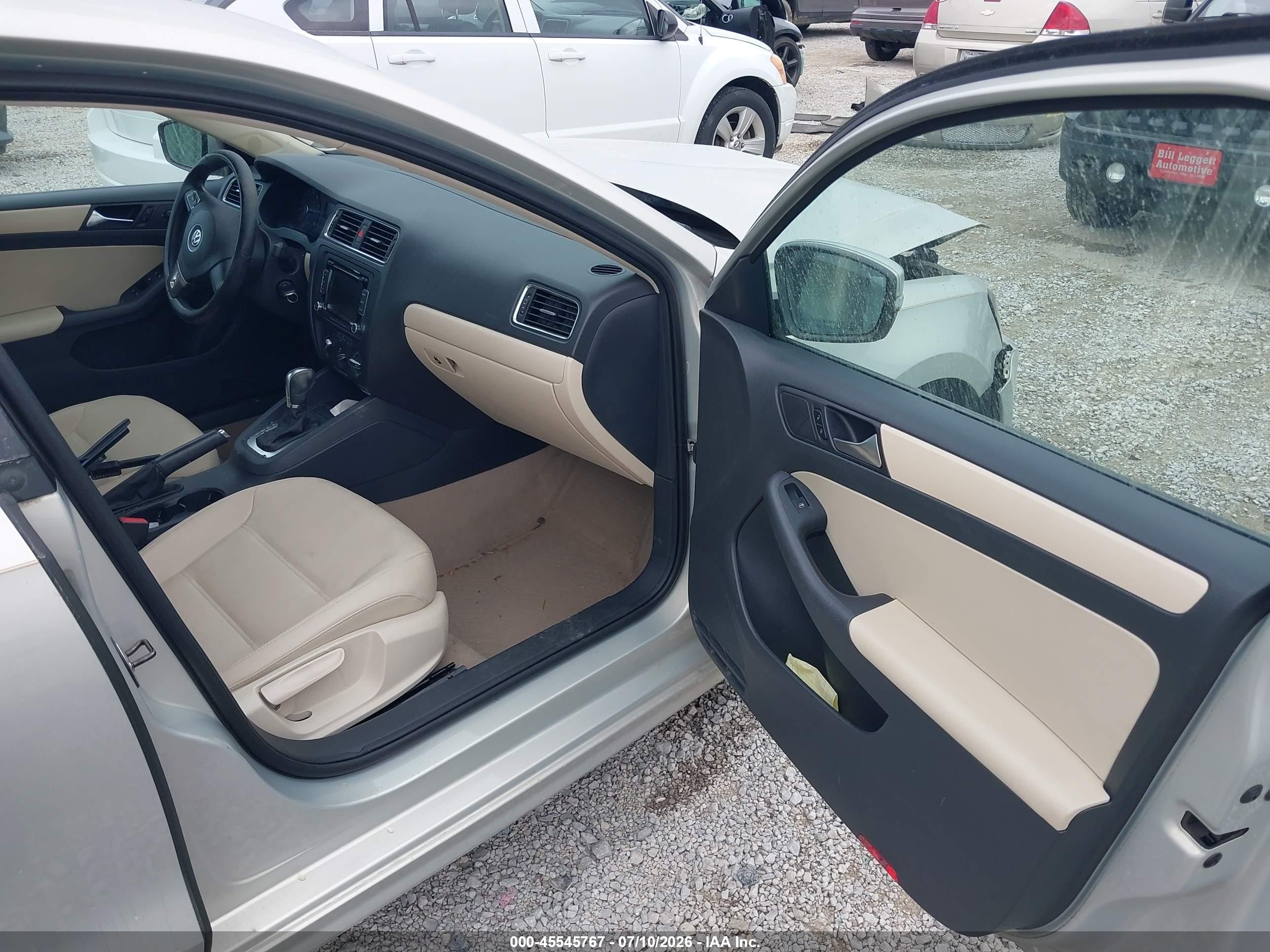 2011 Volkswagen Jetta 2.5l Se Gold vin: 3VWDX7AJ8BM385253