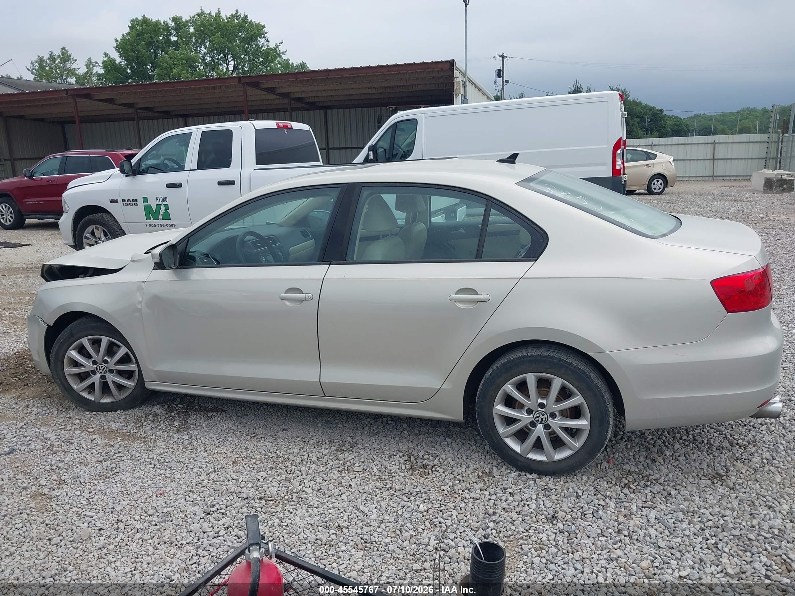 2011 Volkswagen Jetta 2.5l Se Gold vin: 3VWDX7AJ8BM385253