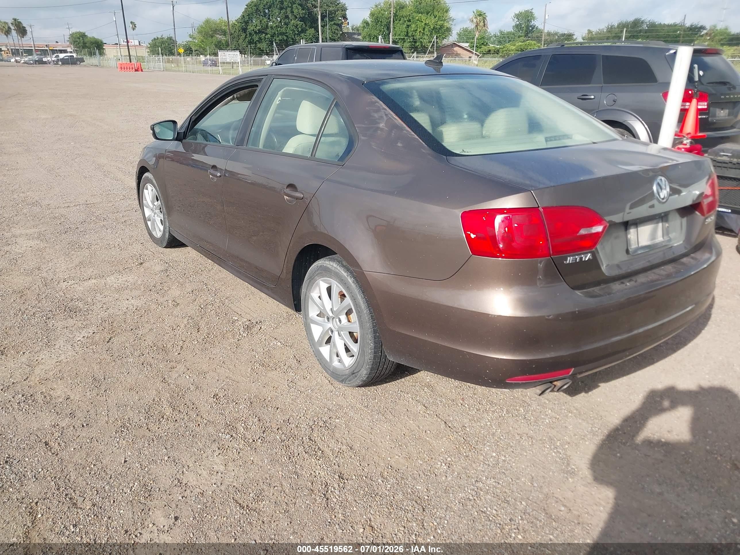 2012 Volkswagen Jetta 2.5l Se Brown vin: 3VWDX7AJ8CM311381