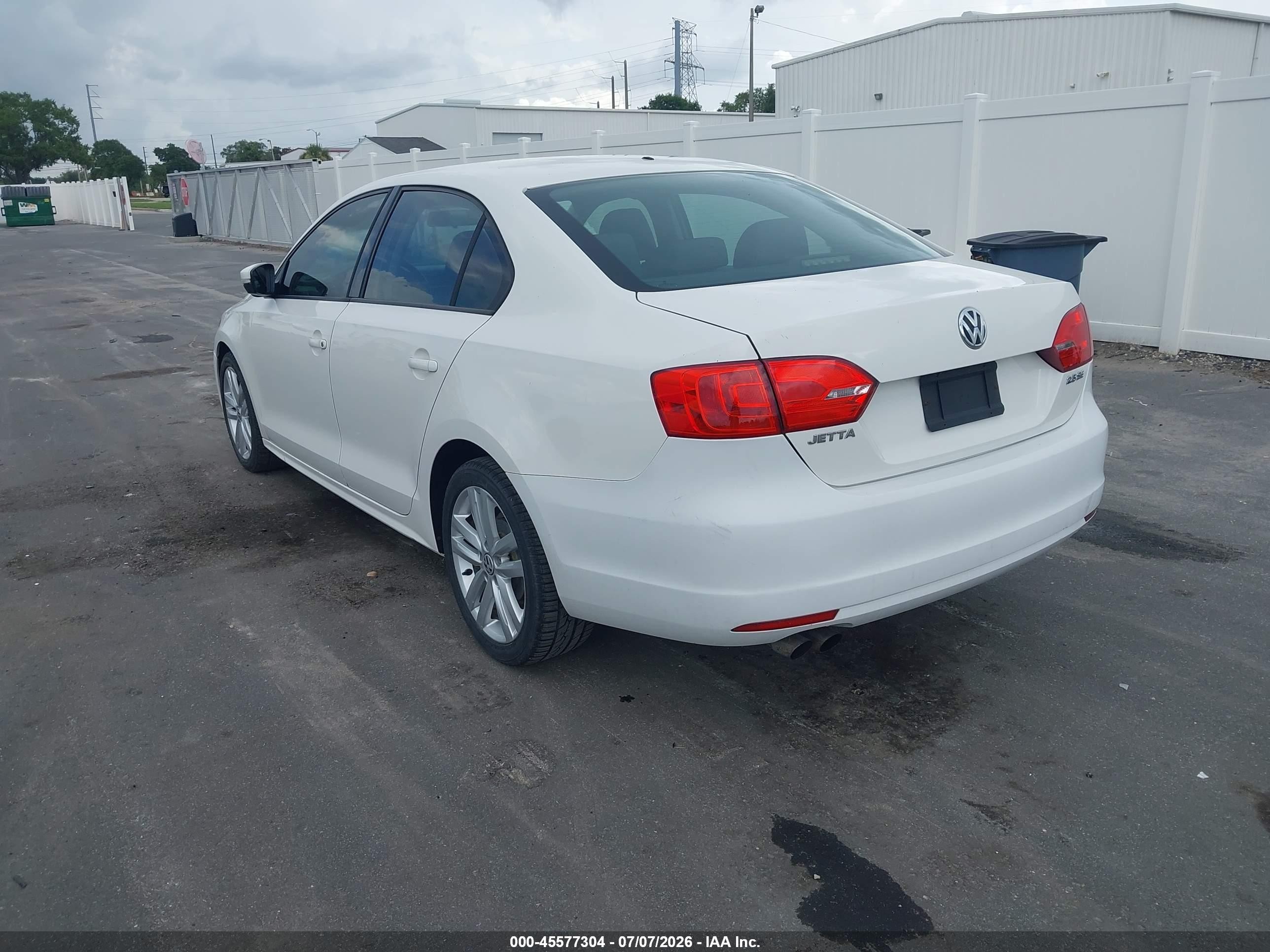 2012 Volkswagen Jetta 2.5l Se White vin: 3VWDX7AJ8CM339665