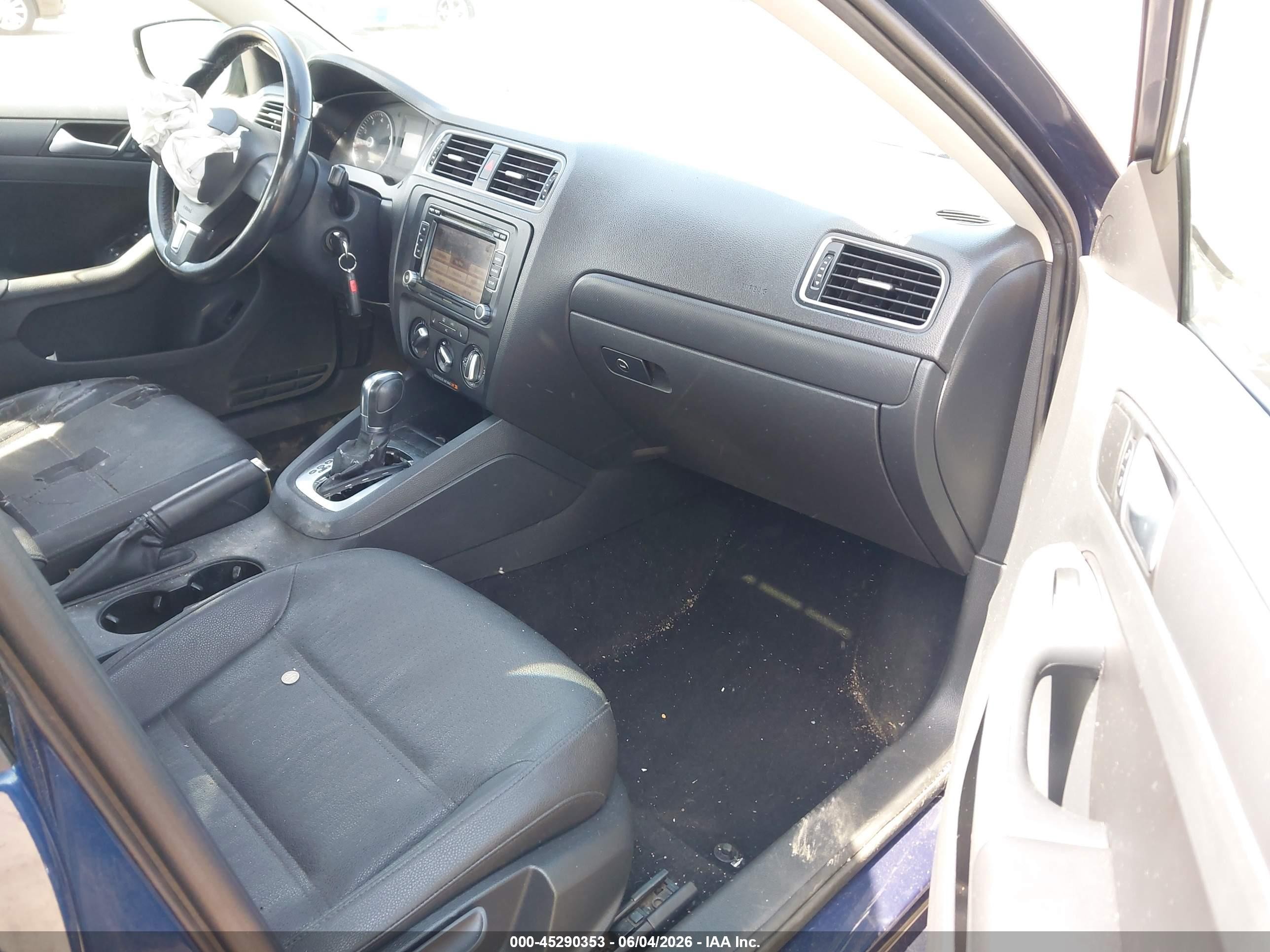 2012 Volkswagen Jetta 2.5l Se Blue vin: 3VWDX7AJ8CM469879