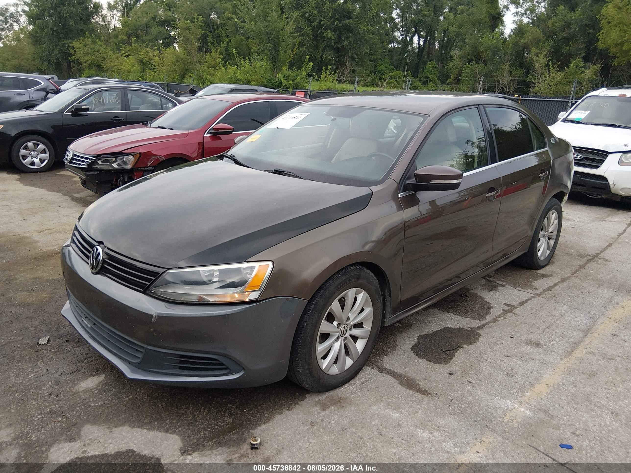 2013 Volkswagen Jetta 2.5l Se Brown vin: 3VWDX7AJ8DM294096