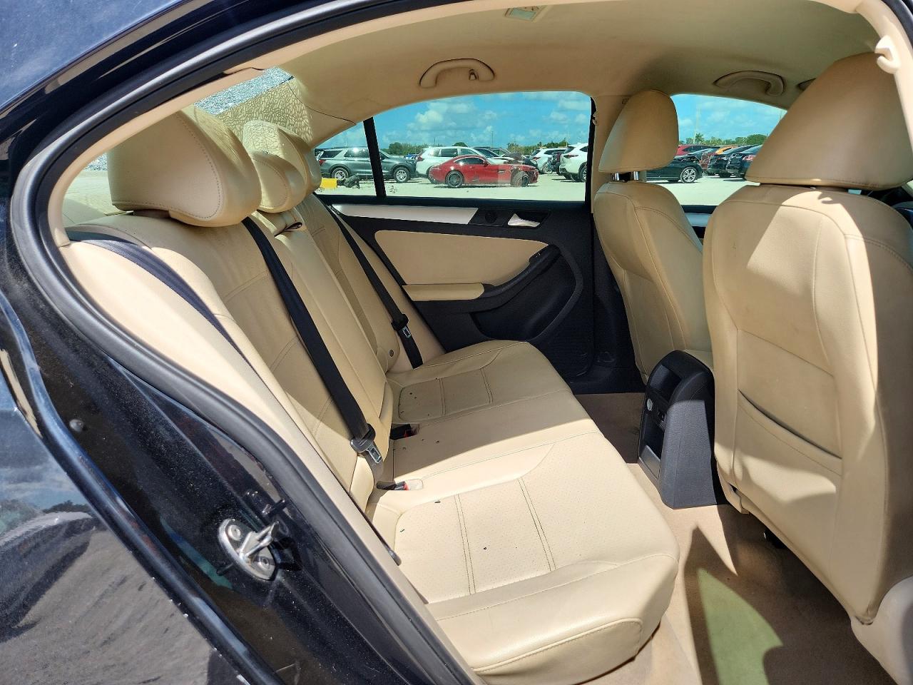 2013 Volkswagen Jetta Se Black vin: 3VWDX7AJ8DM396529