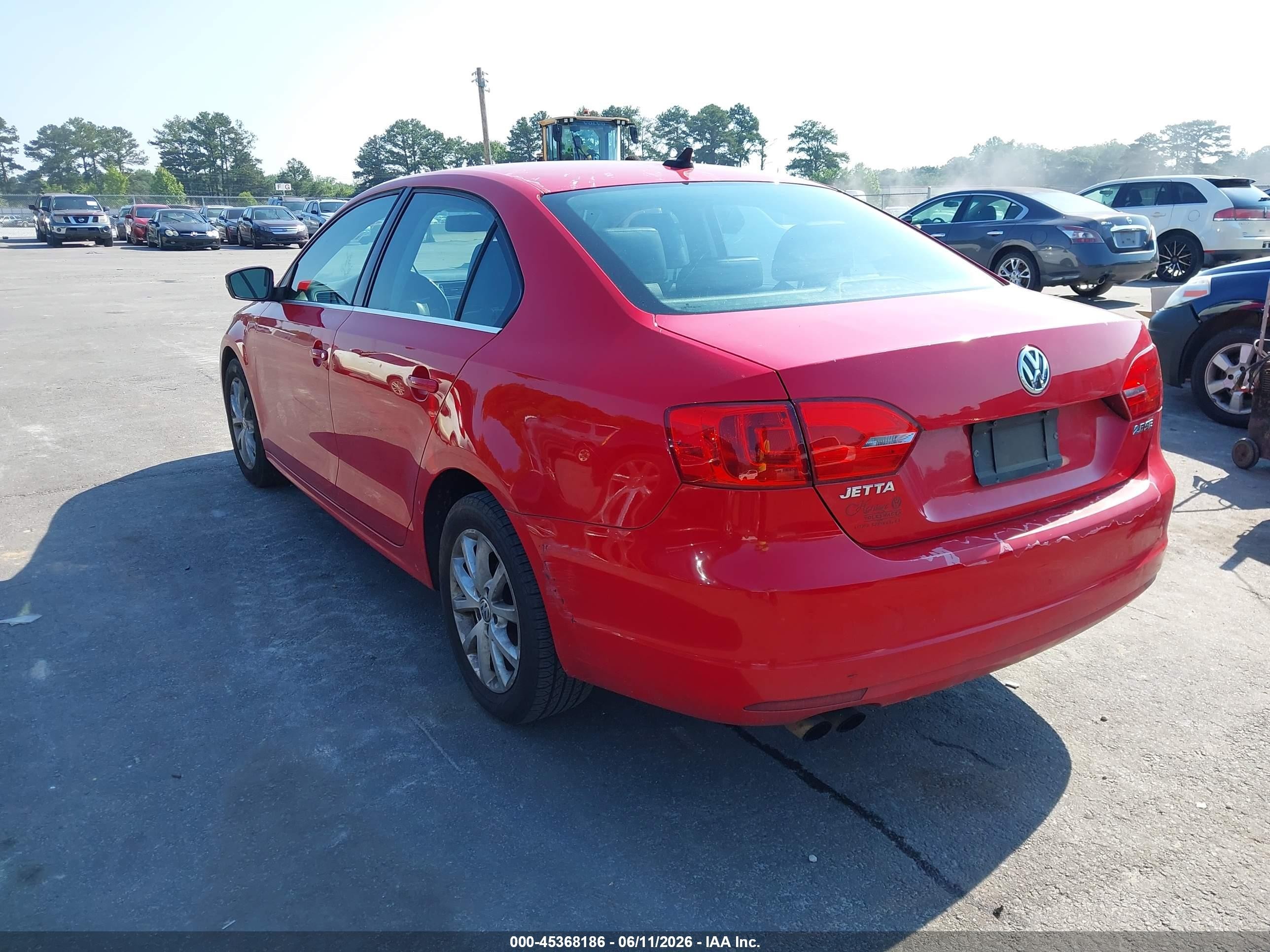 2013 Volkswagen Jetta 2.5l Se Red vin: 3VWDX7AJ8DM443879