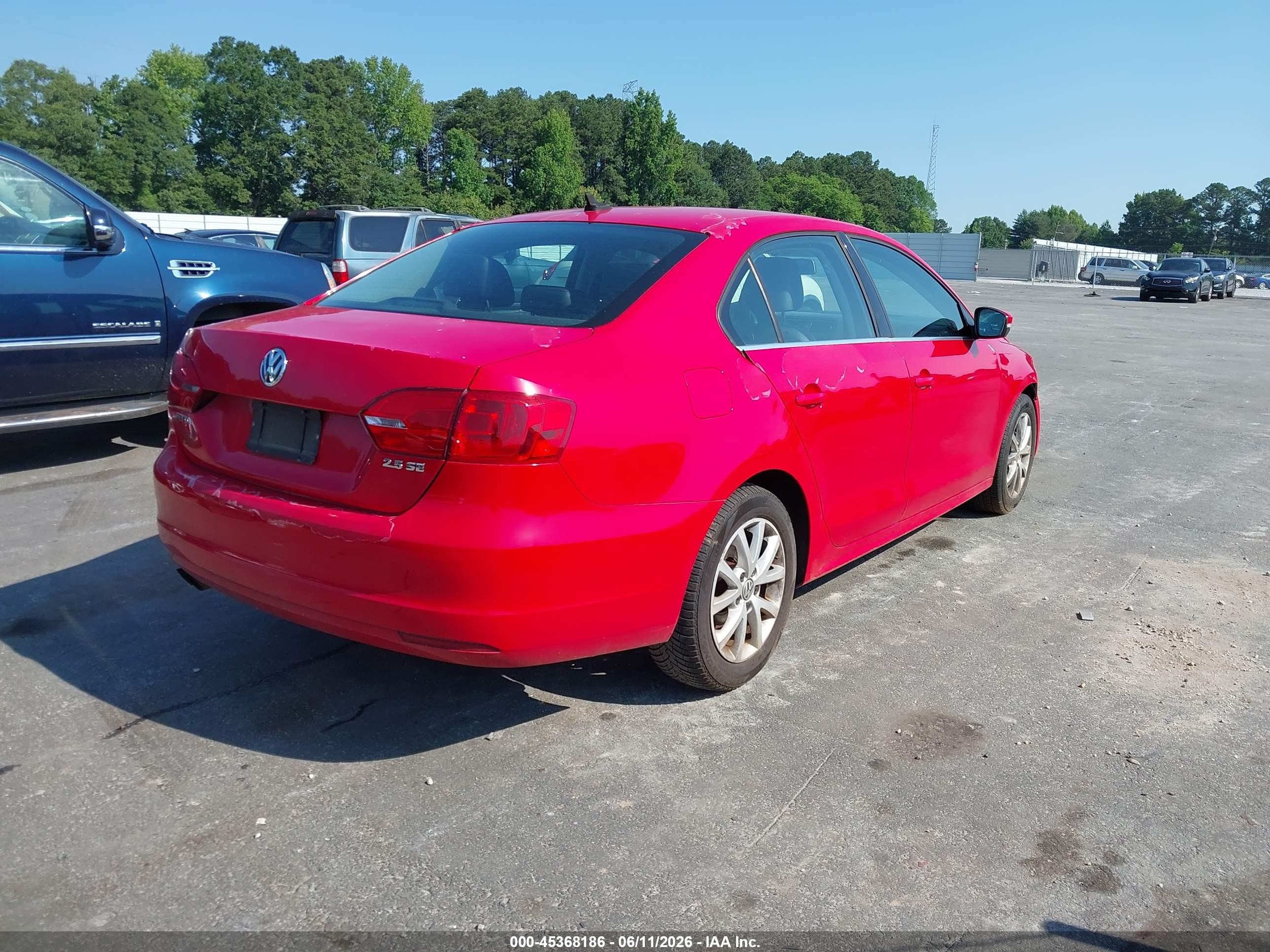 2013 Volkswagen Jetta 2.5l Se Red vin: 3VWDX7AJ8DM443879