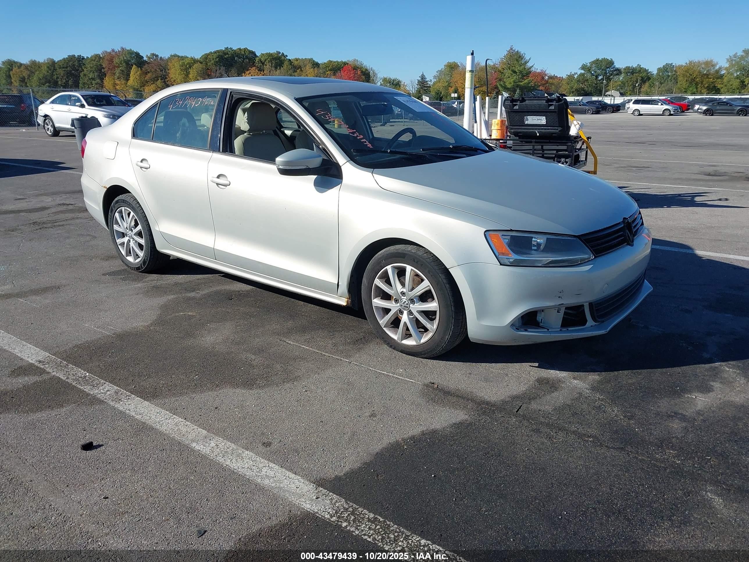 2011 Volkswagen Jetta 2.5l Se White vin: 3VWDX7AJ9BM371555