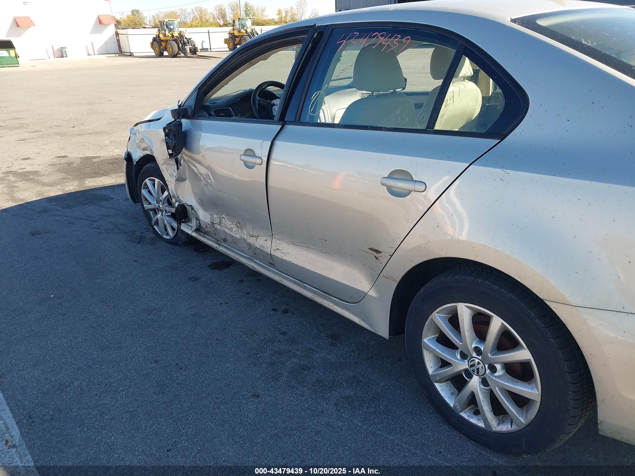 2011 Volkswagen Jetta 2.5l Se White vin: 3VWDX7AJ9BM371555