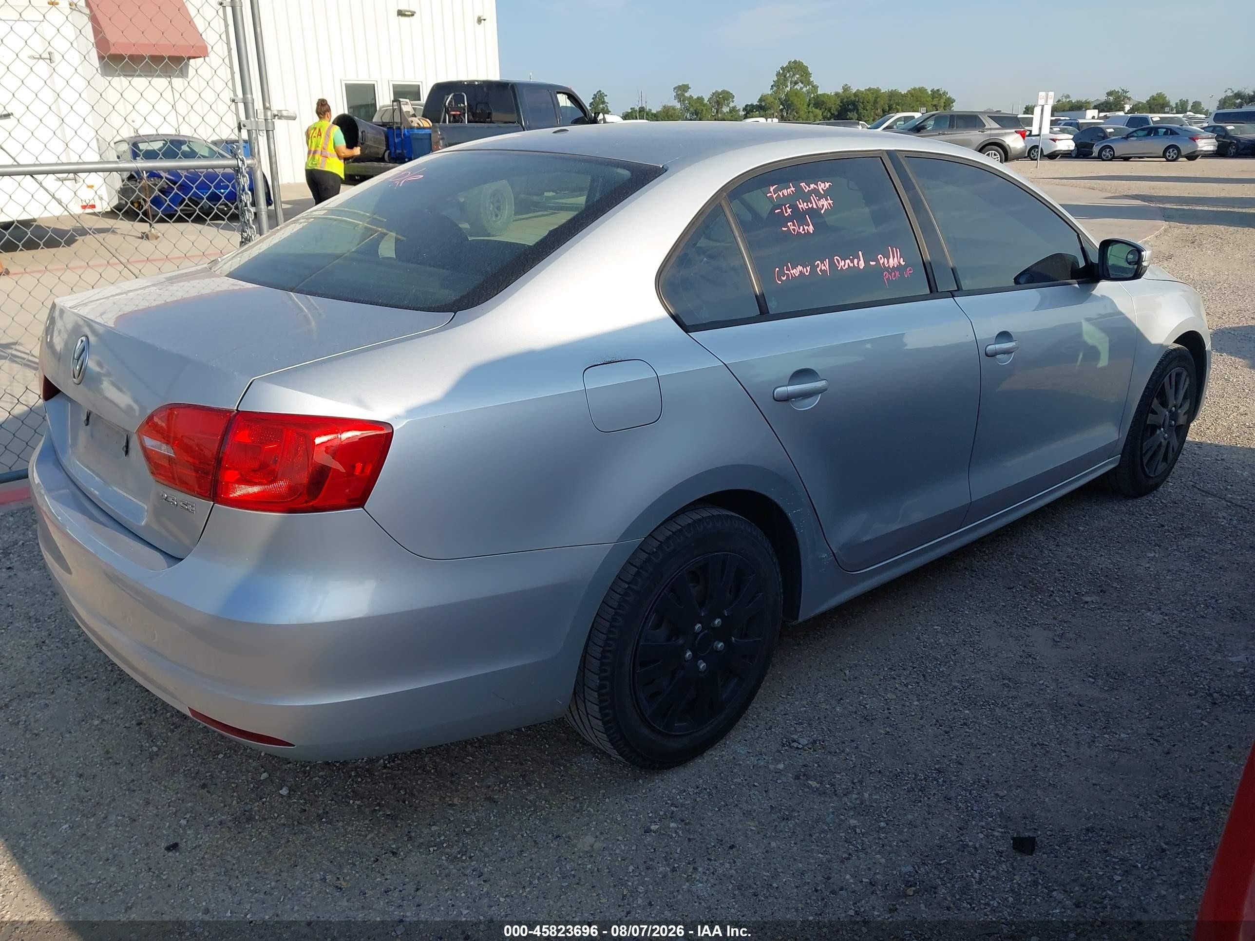 2012 Volkswagen Jetta 2.5l Se Silver vin: 3VWDX7AJ9CM323930