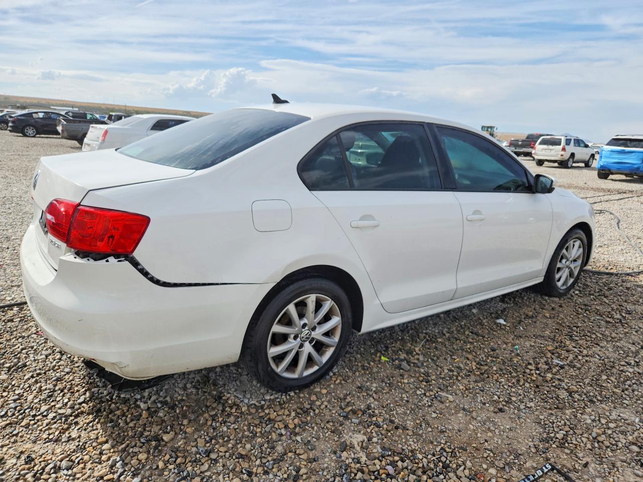2012 Volkswagen Jetta Se White vin: 3VWDX7AJ9CM386137