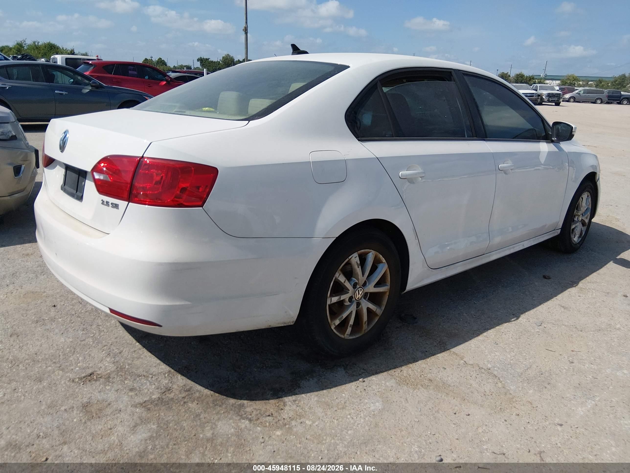2012 Volkswagen Jetta 2.5l Se White vin: 3VWDX7AJ9CM418973