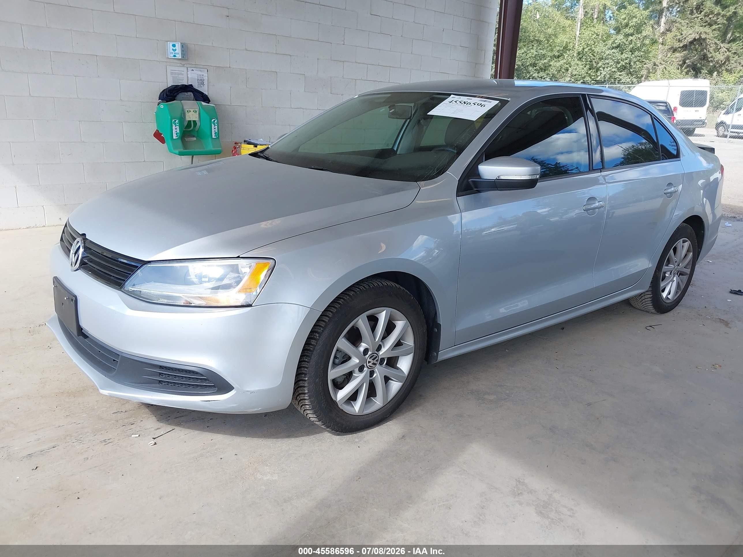 2012 Volkswagen Jetta 2.5l Se Silver vin: 3VWDX7AJ9CM462245