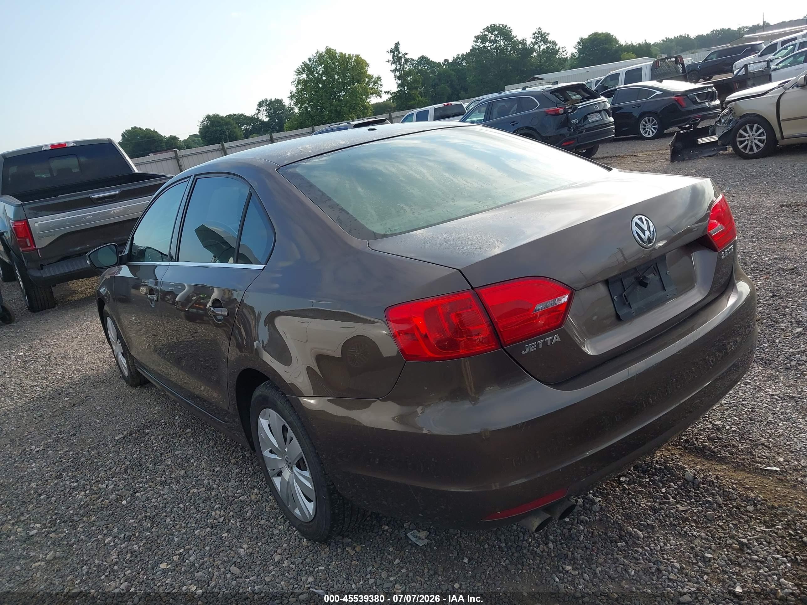 2013 Volkswagen Jetta 2.5l Se Brown vin: 3VWDX7AJ9DM213591