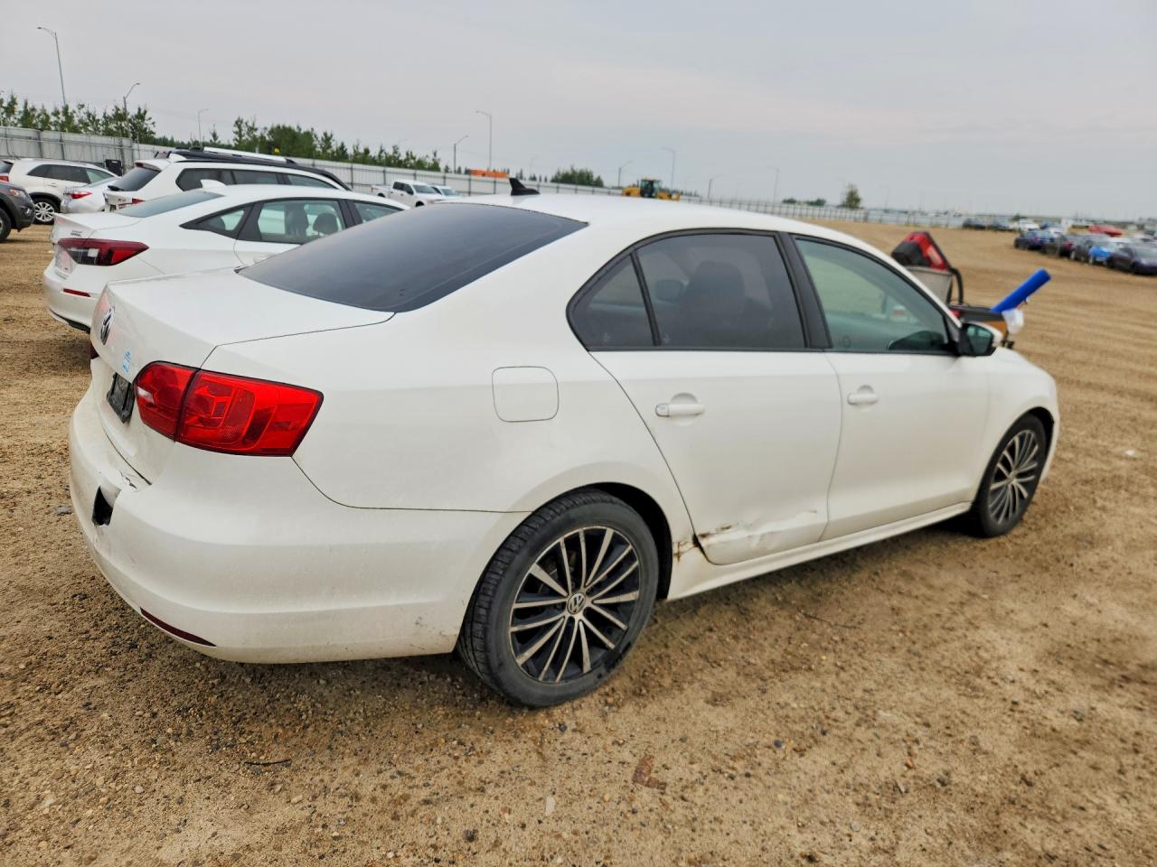 2013 Volkswagen Jetta Se Белый vin: 3VWDX7AJ9DM412625