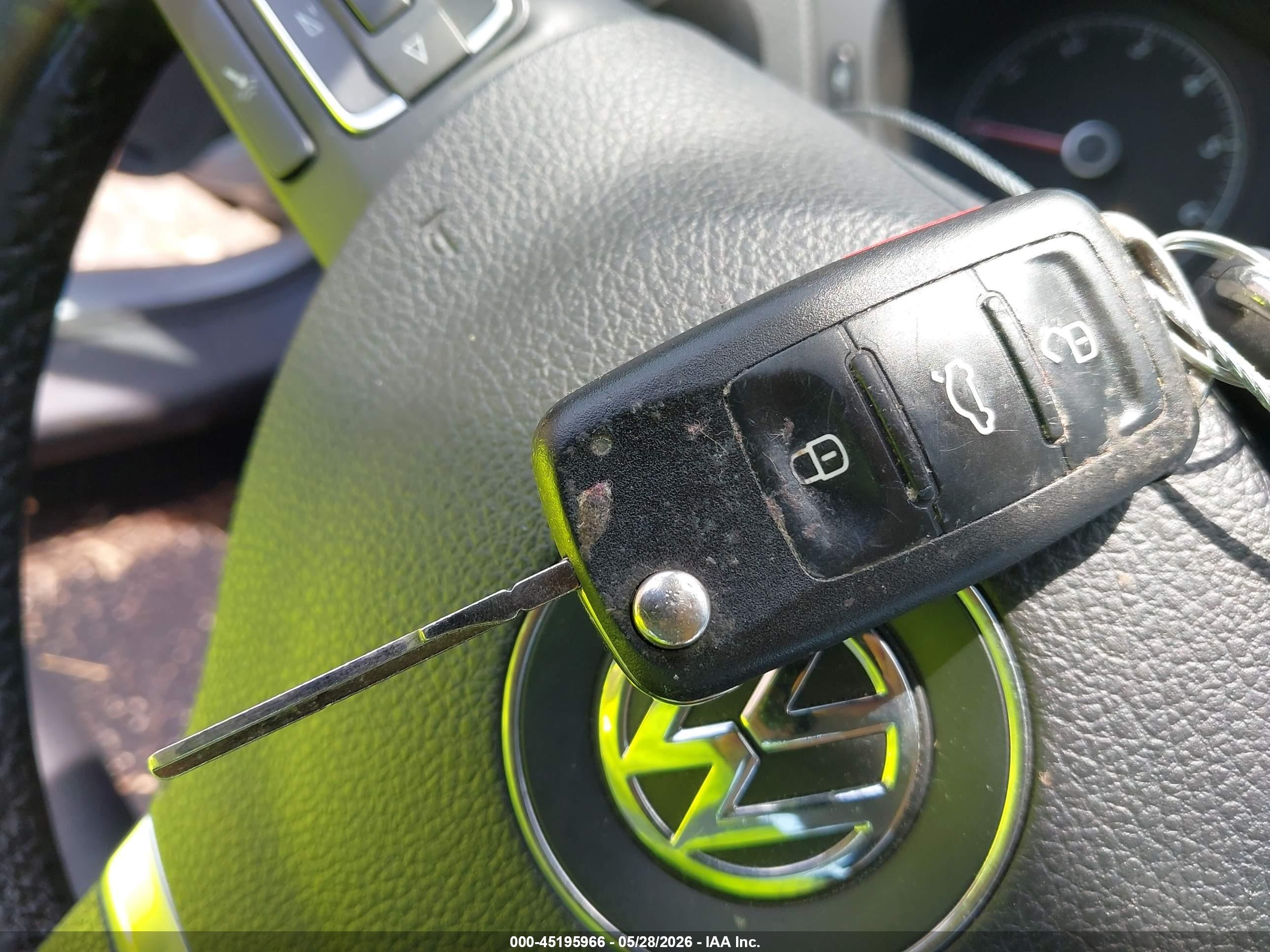 2011 Volkswagen Jetta 2.5l Se Silver vin: 3VWDX7AJXBM133049
