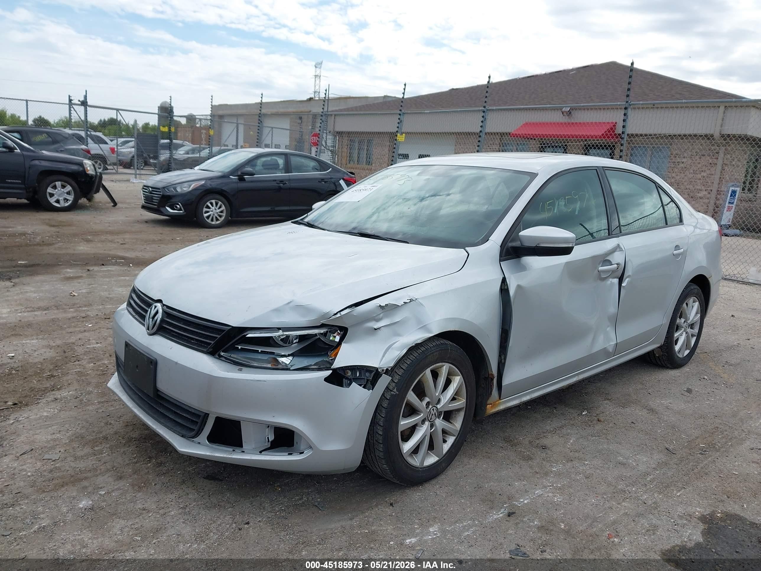 2011 Volkswagen Jetta 2.5l Se Silver vin: 3VWDX7AJXBM303541