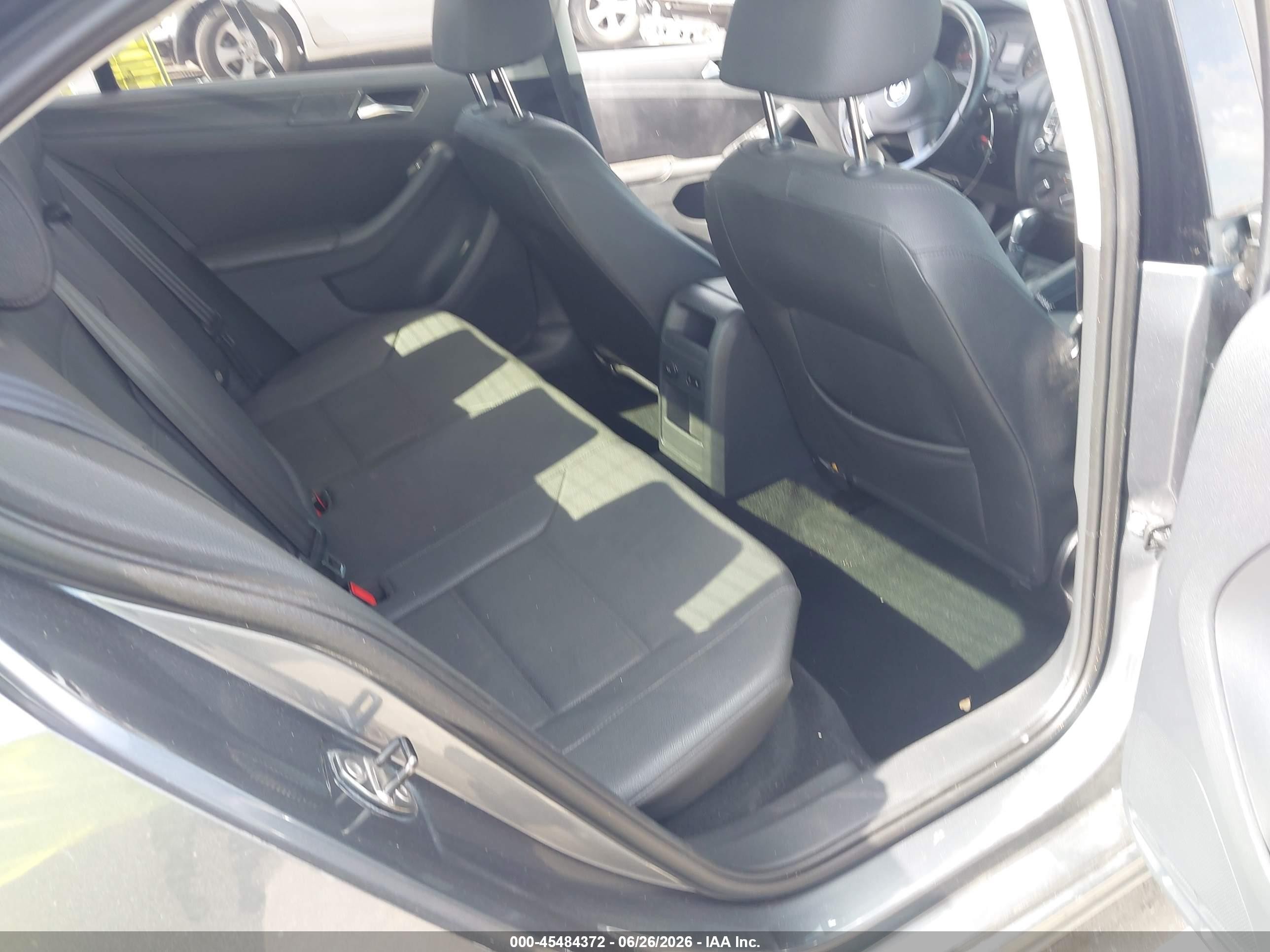 2011 Volkswagen Jetta 2.5l Se Gray vin: 3VWDX7AJXBM352481