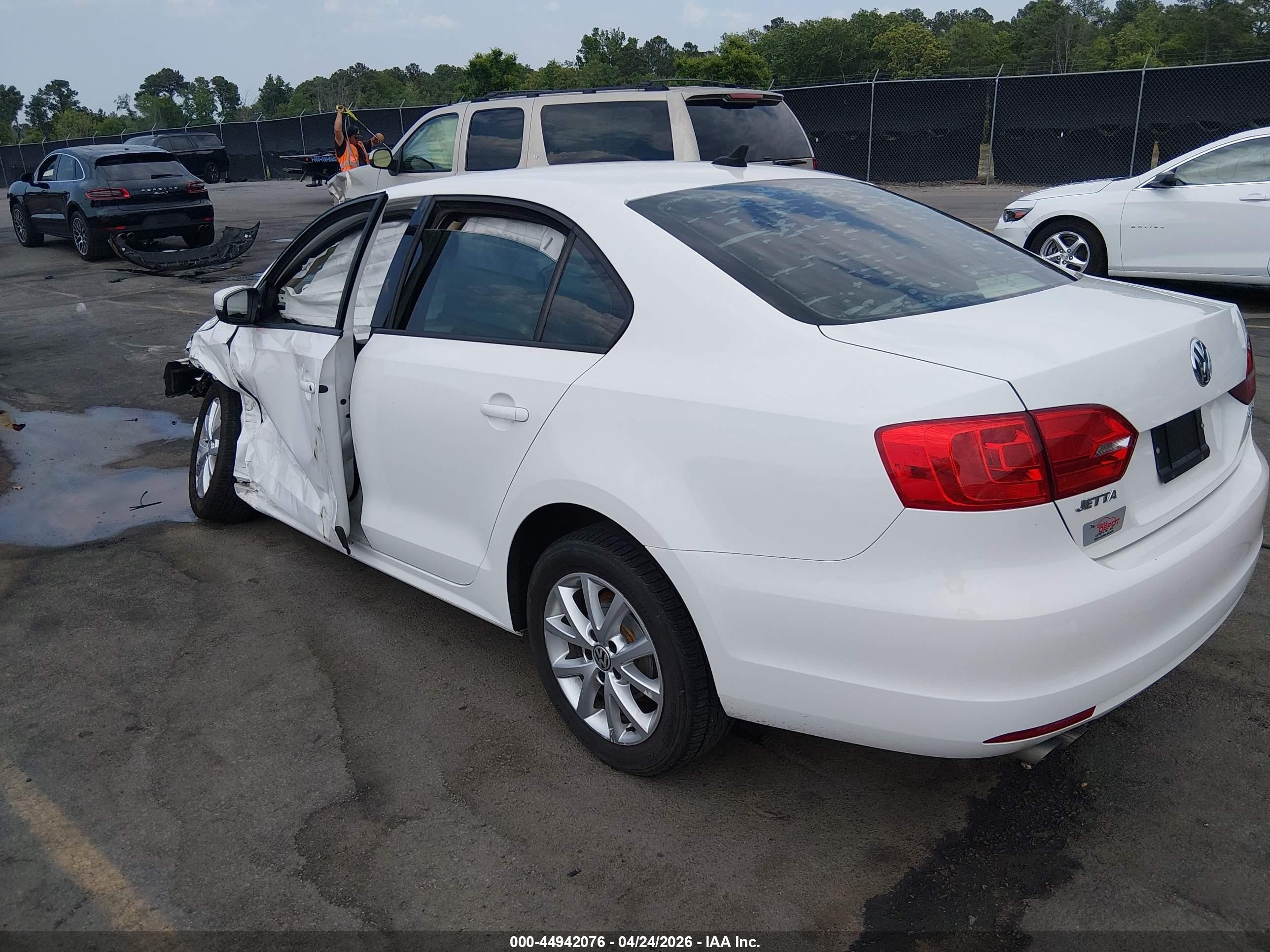 2012 Volkswagen Jetta 2.5l Se White vin: 3VWDX7AJXCM303086