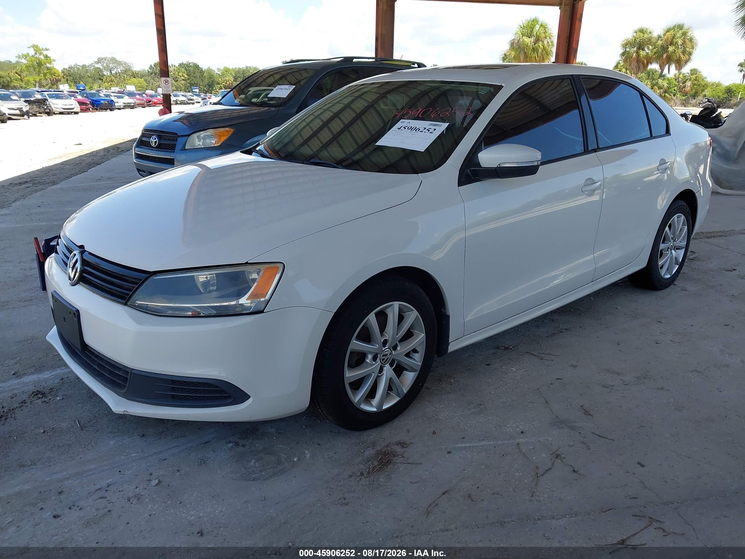 2012 Volkswagen Jetta 2.5l Se White vin: 3VWDX7AJXCM323306