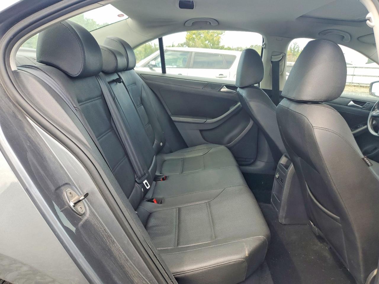 2012 Volkswagen Jetta Se Gray vin: 3VWDX7AJXCM386566