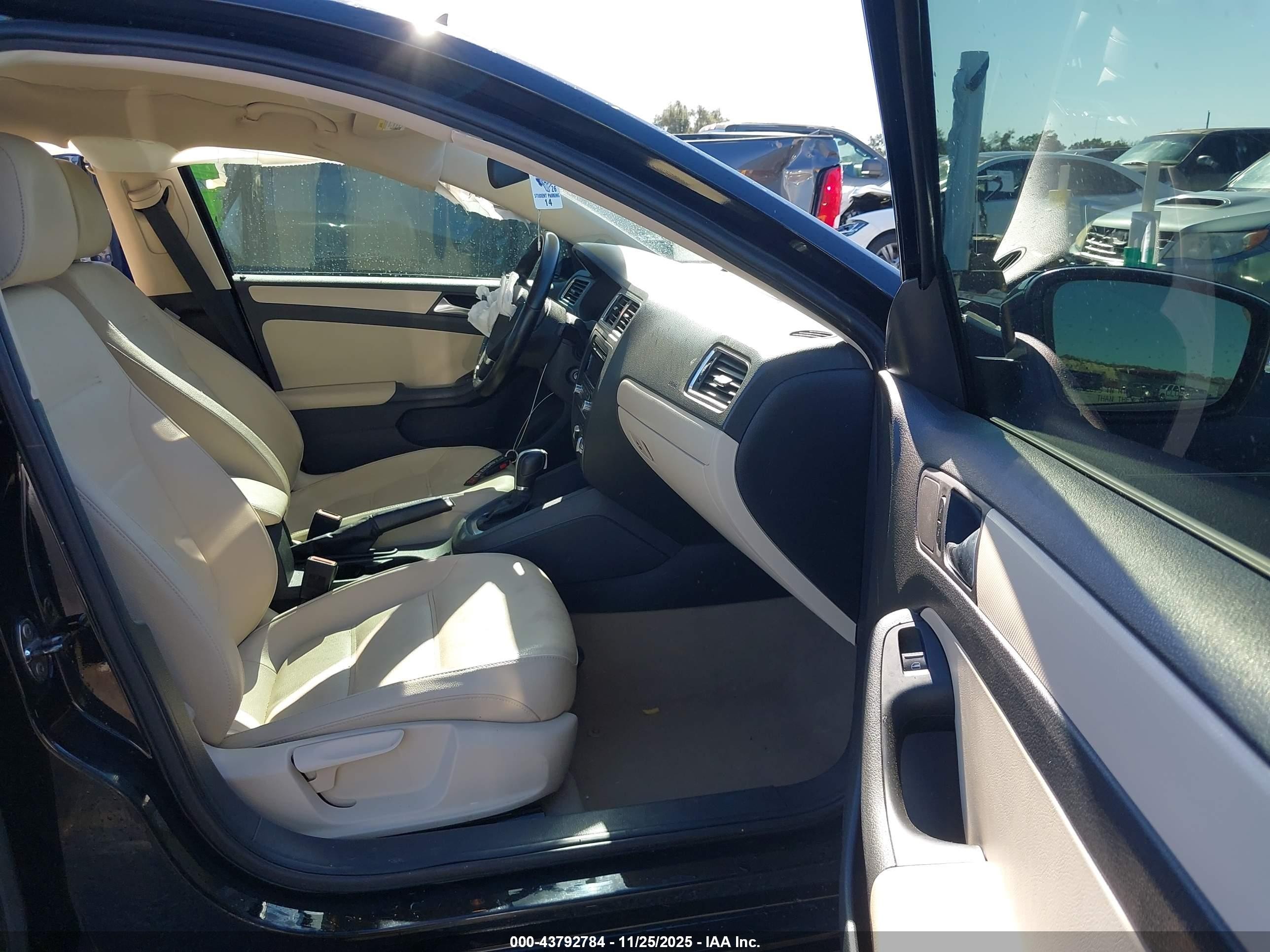 2012 Volkswagen Jetta 2.5l Se Black vin: 3VWDX7AJXCM473710