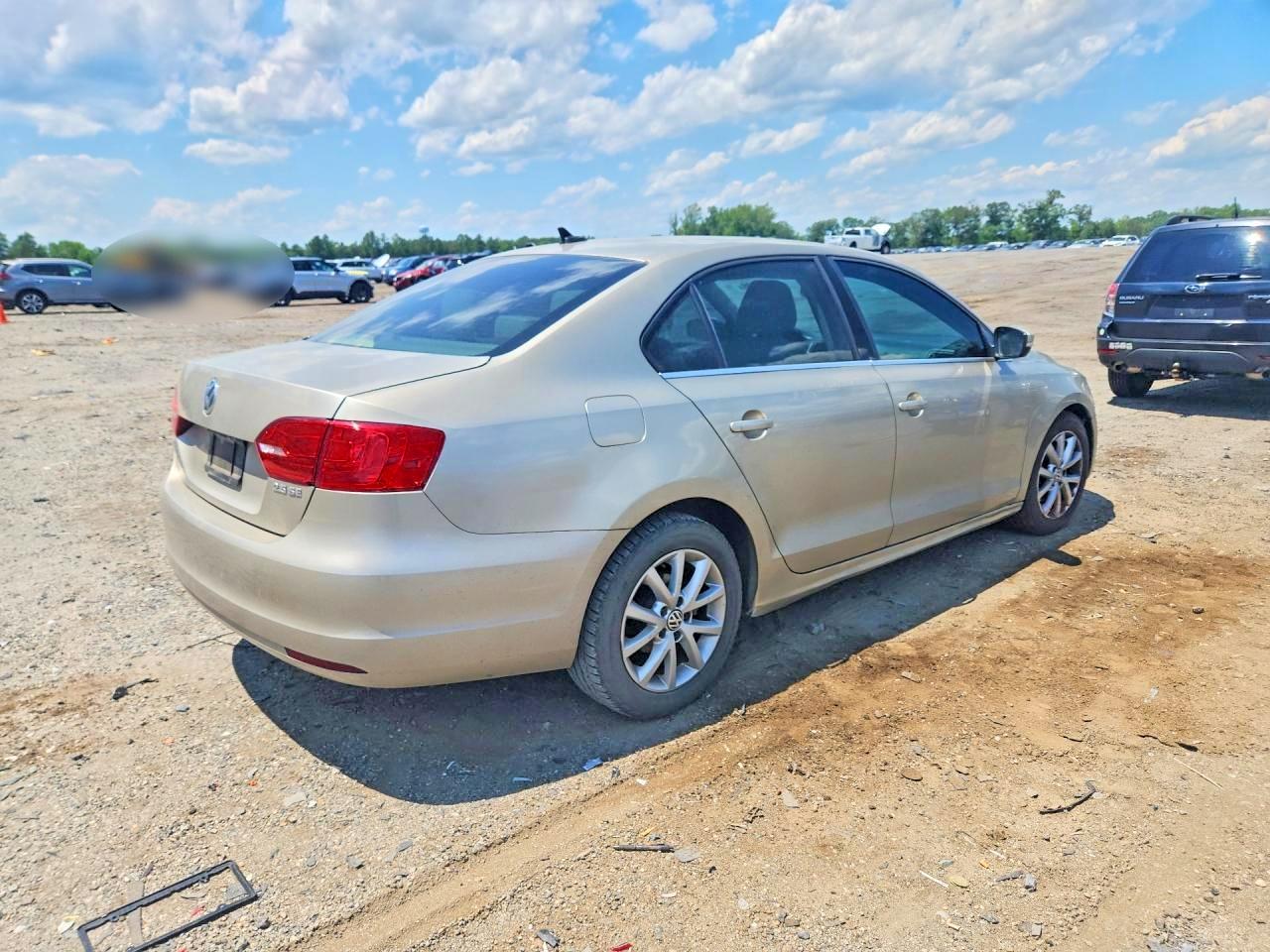 2013 Volkswagen Jetta Se Cream vin: 3VWDX7AJXDM301856
