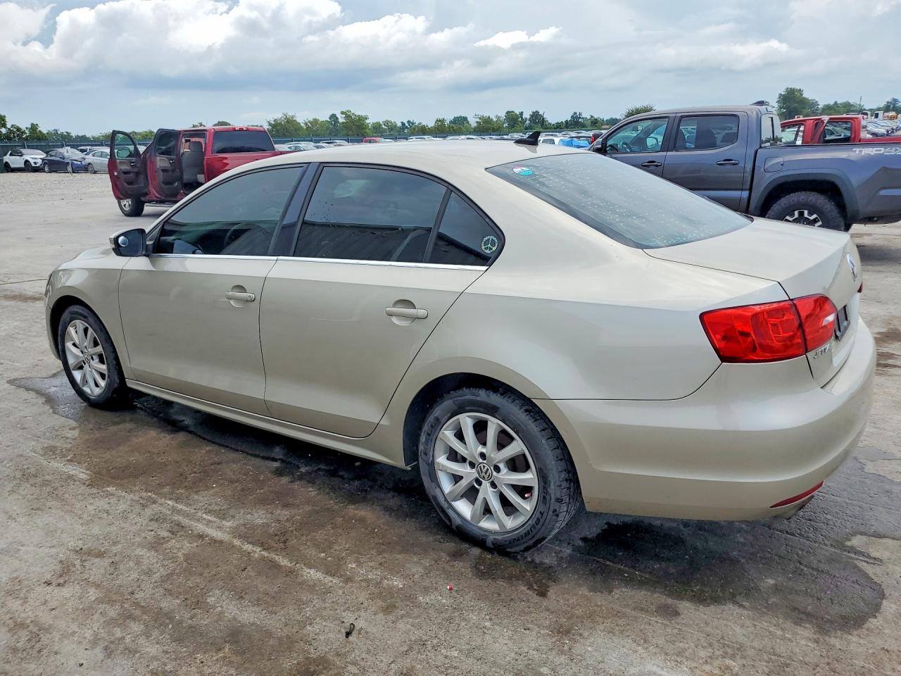 2013 Volkswagen Jetta Se Желто-коричневый vin: 3VWDX7AJXDM303915