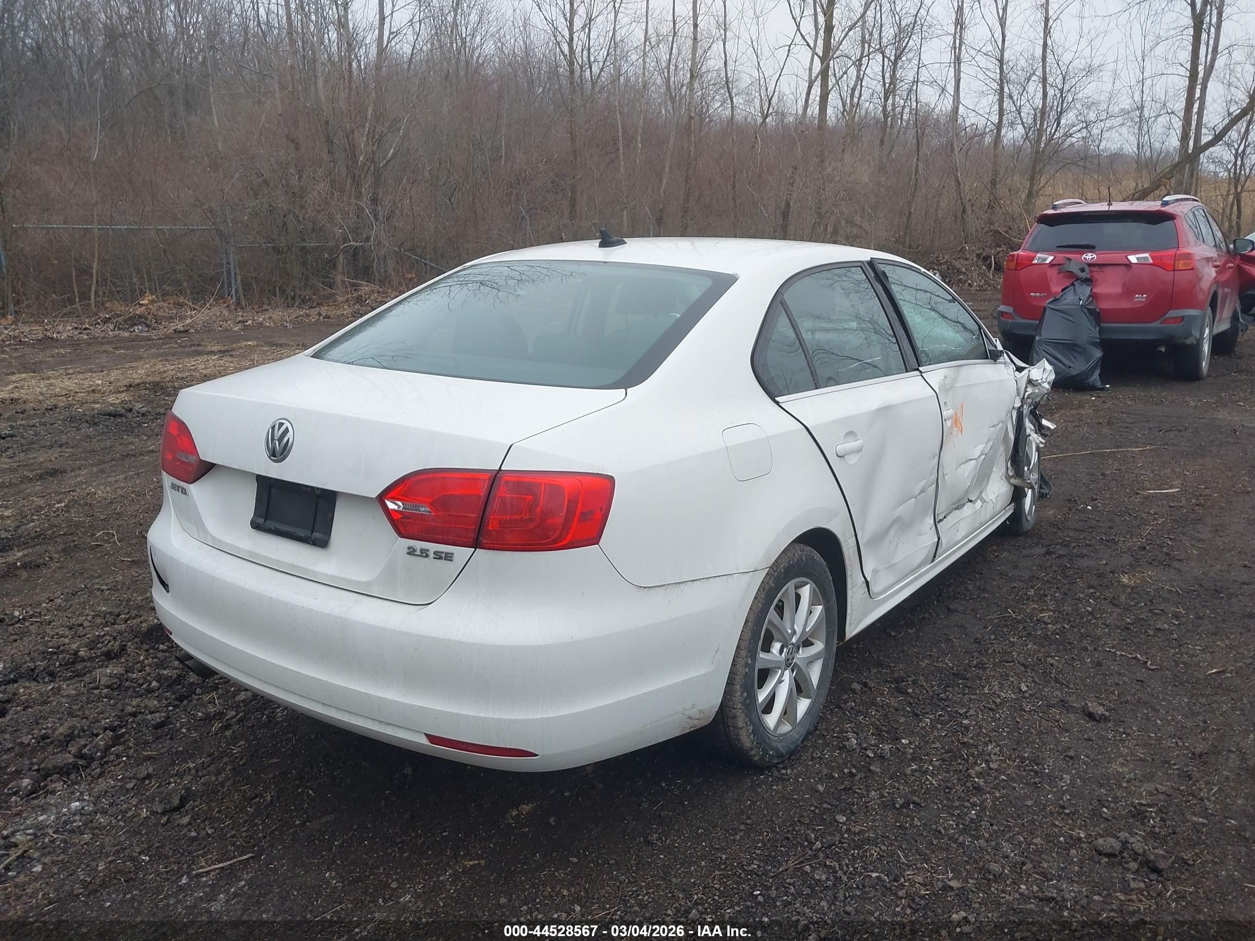 2013 Volkswagen Jetta Se White vin: 3VWDX7AJXDM358221
