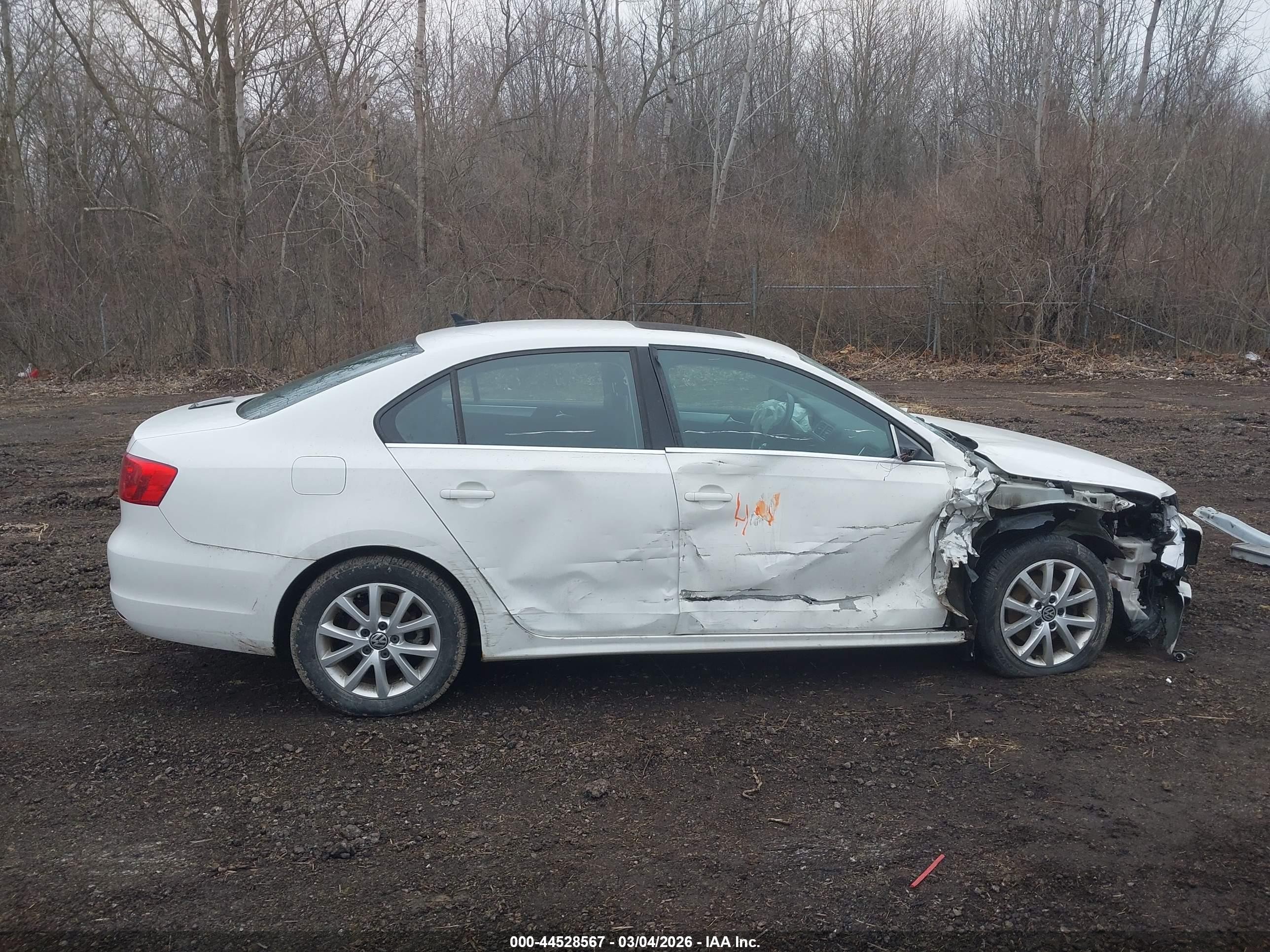 2013 Volkswagen Jetta Se White vin: 3VWDX7AJXDM358221